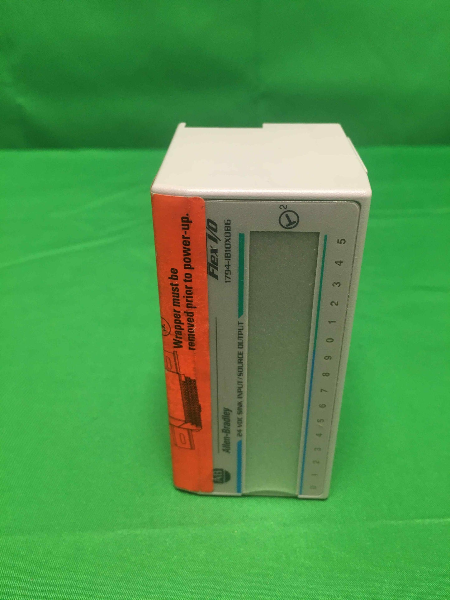 Allen-Bradley 1794-IB10XOB6 1794IB10XOB6 WITHOUT ORIGINAL PACKAGING