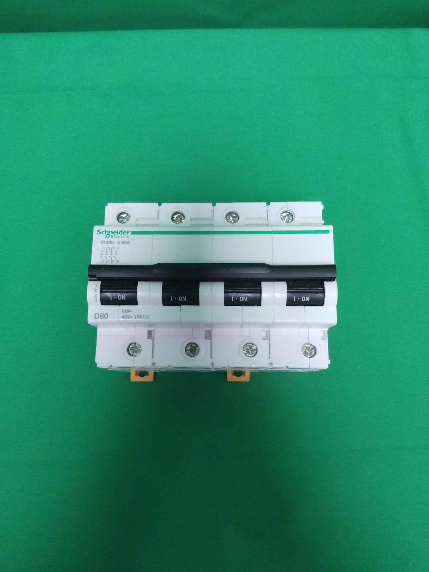 Schneider-Electric A9N18523 A9N18523 WITHOUT ORIGINAL PACKAGING