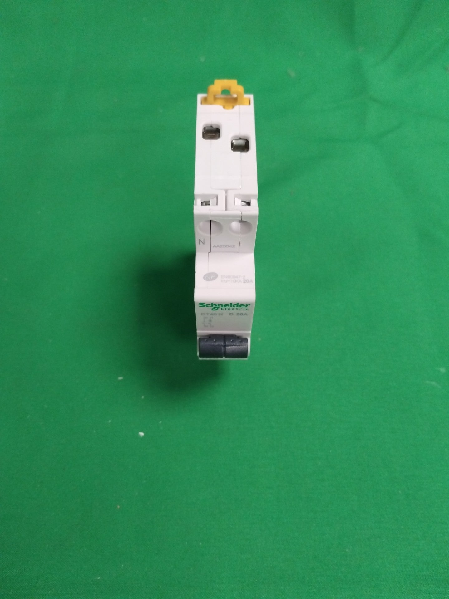 Schneider-Electric A9N21377 A9N21377 BOX OF 12 UNITS