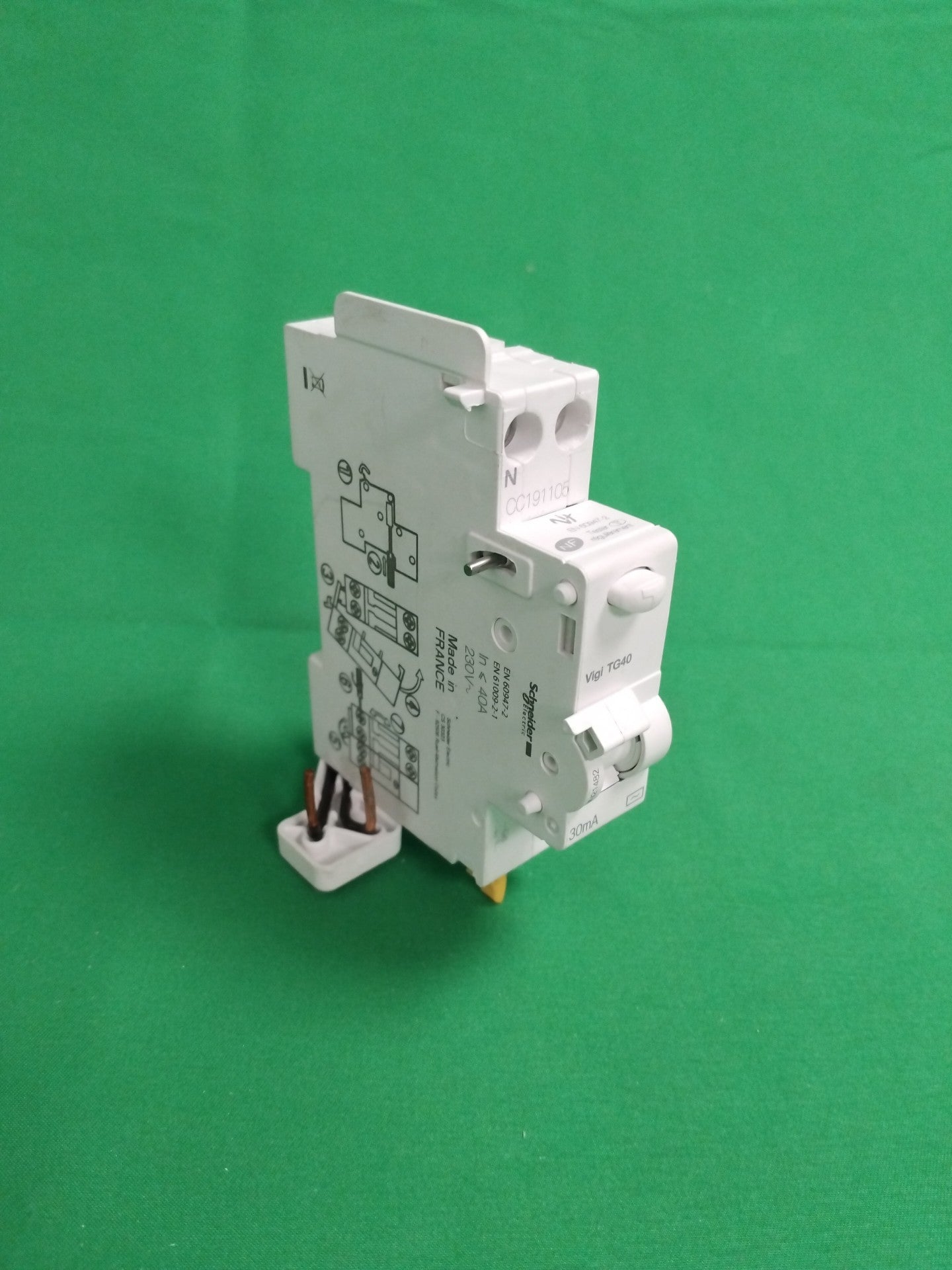 Schneider-Electric A9N21482 A9N21482 WITHOUT ORIGINAL PACKAGING