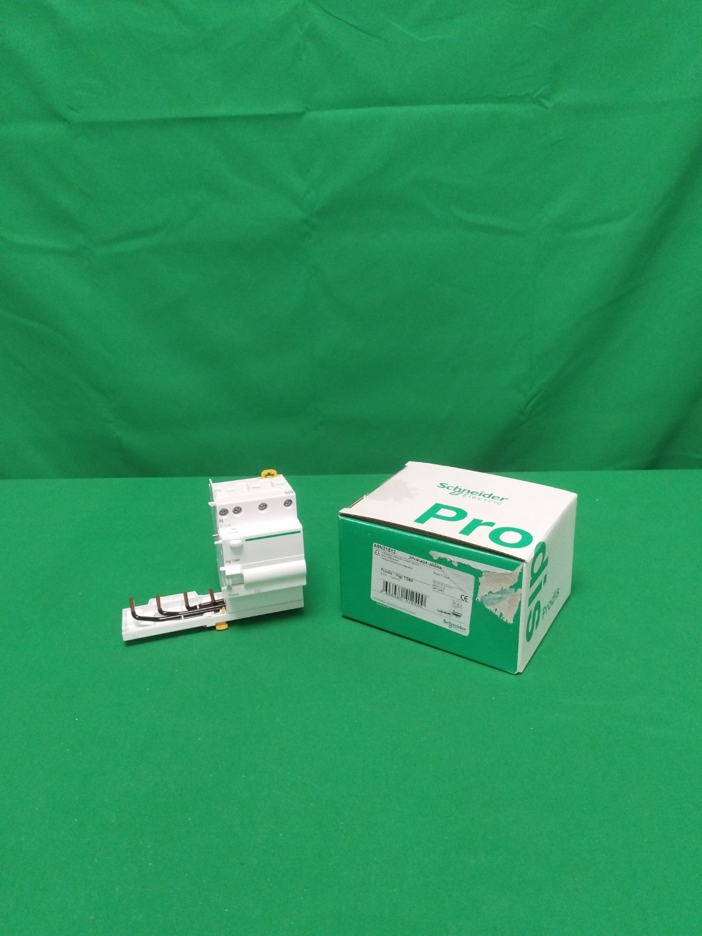 Schneider-Electric A9N21512 A9N21512
