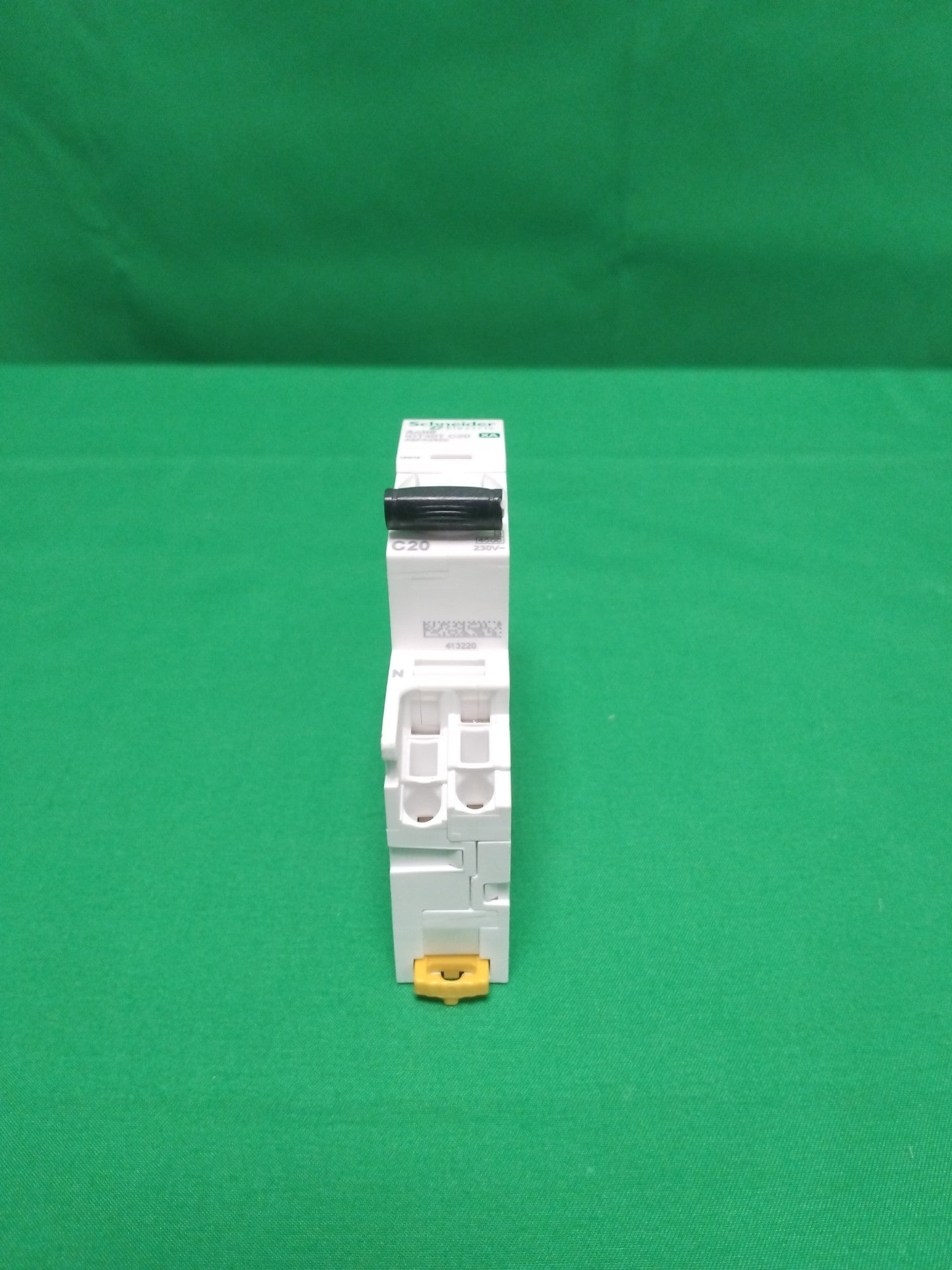 Schneider-Electric AP9A2620 AP9A2620 WITHOUT ORIGINAL PACKAGING