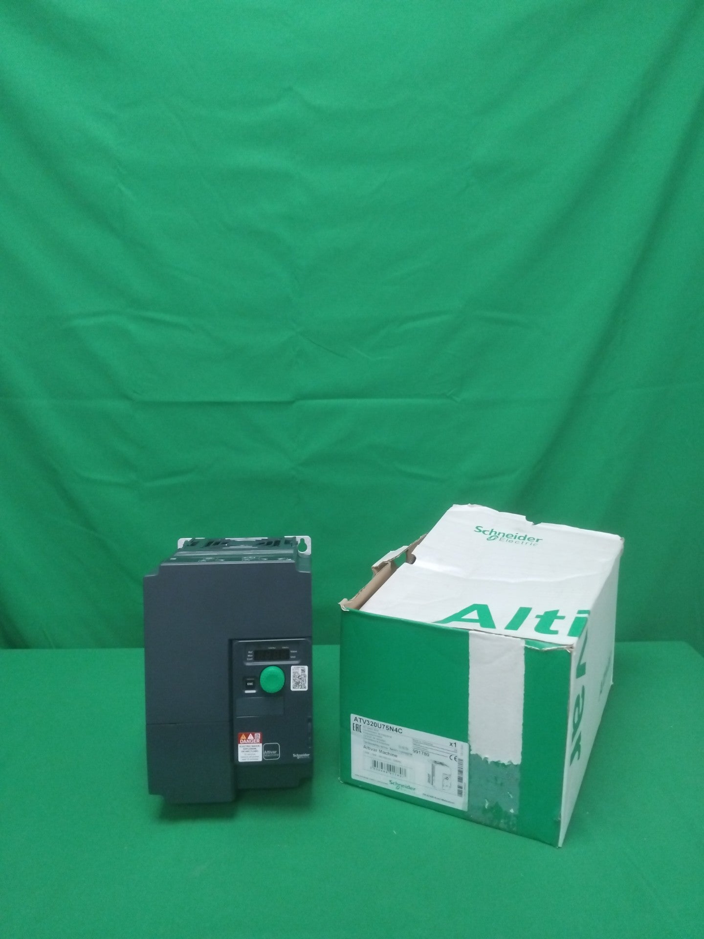 Schneider-Electric ATV320U75N4C ATV320U75N4C