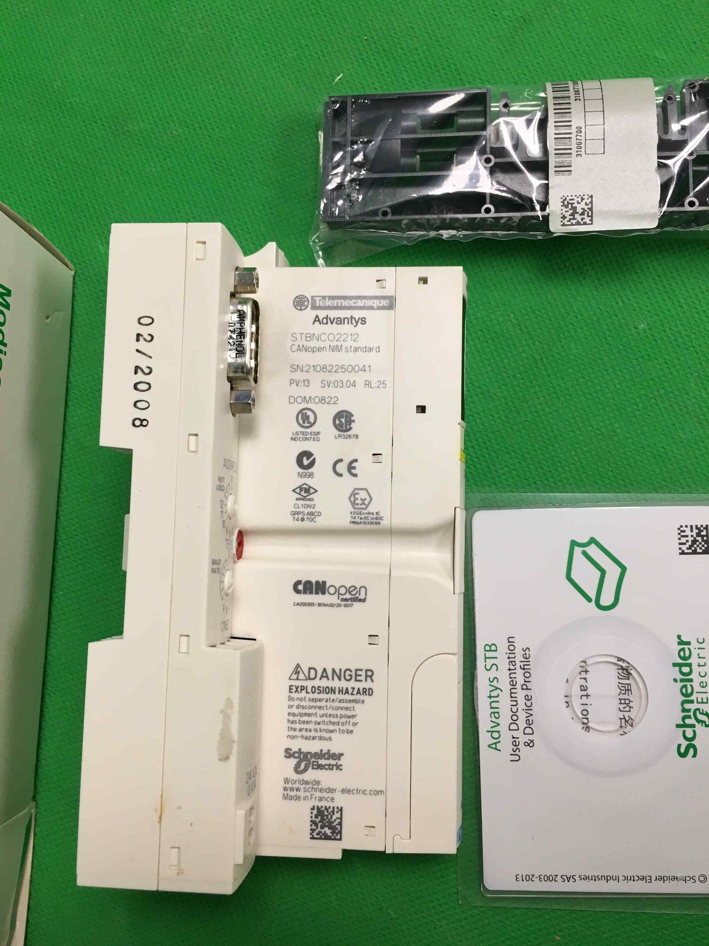 Schneider Electric-STBNCO2212/STBNCO2212