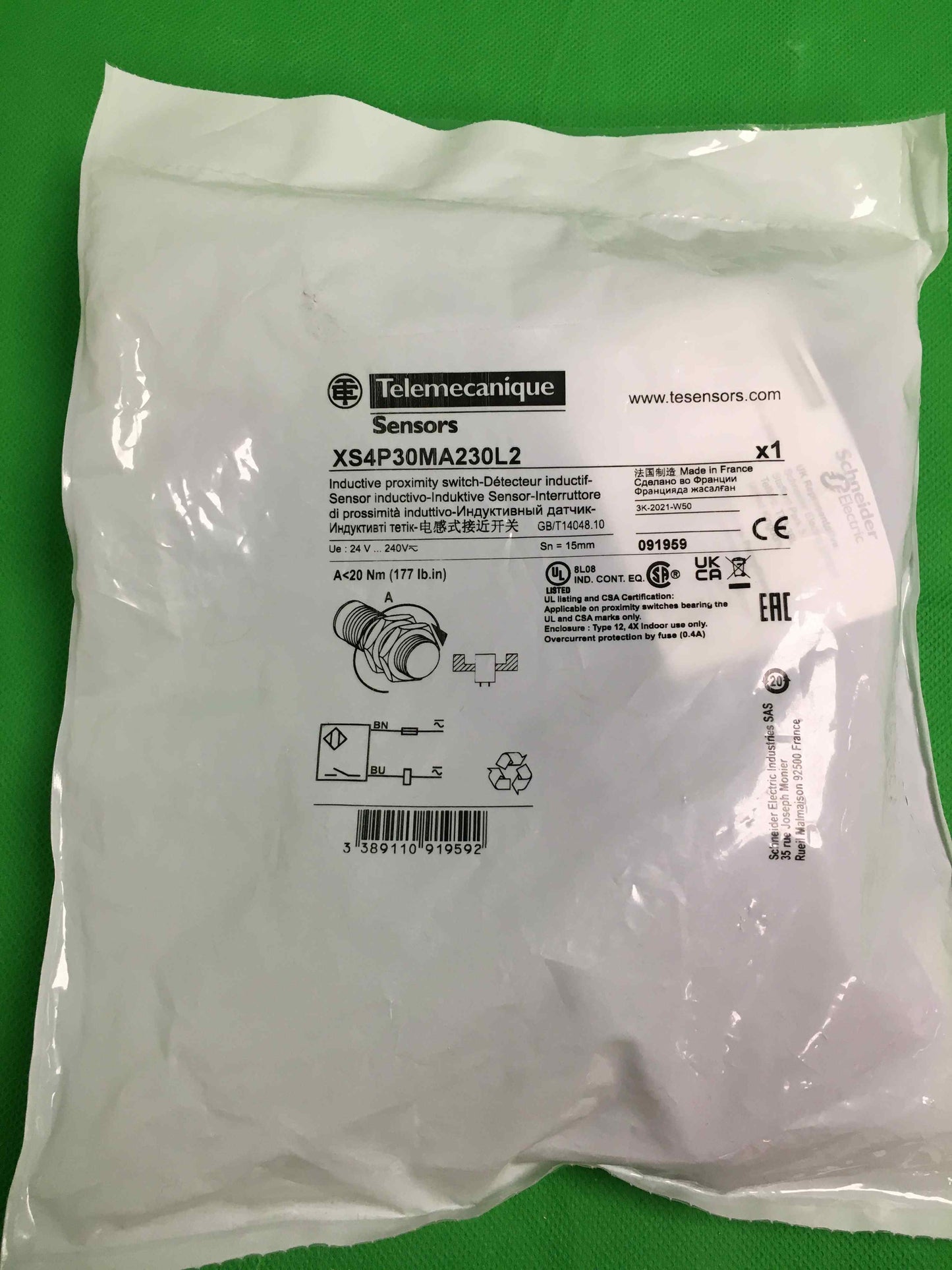 Schneider Electric-XS4P30MA230L2/XS4P30MA230L2