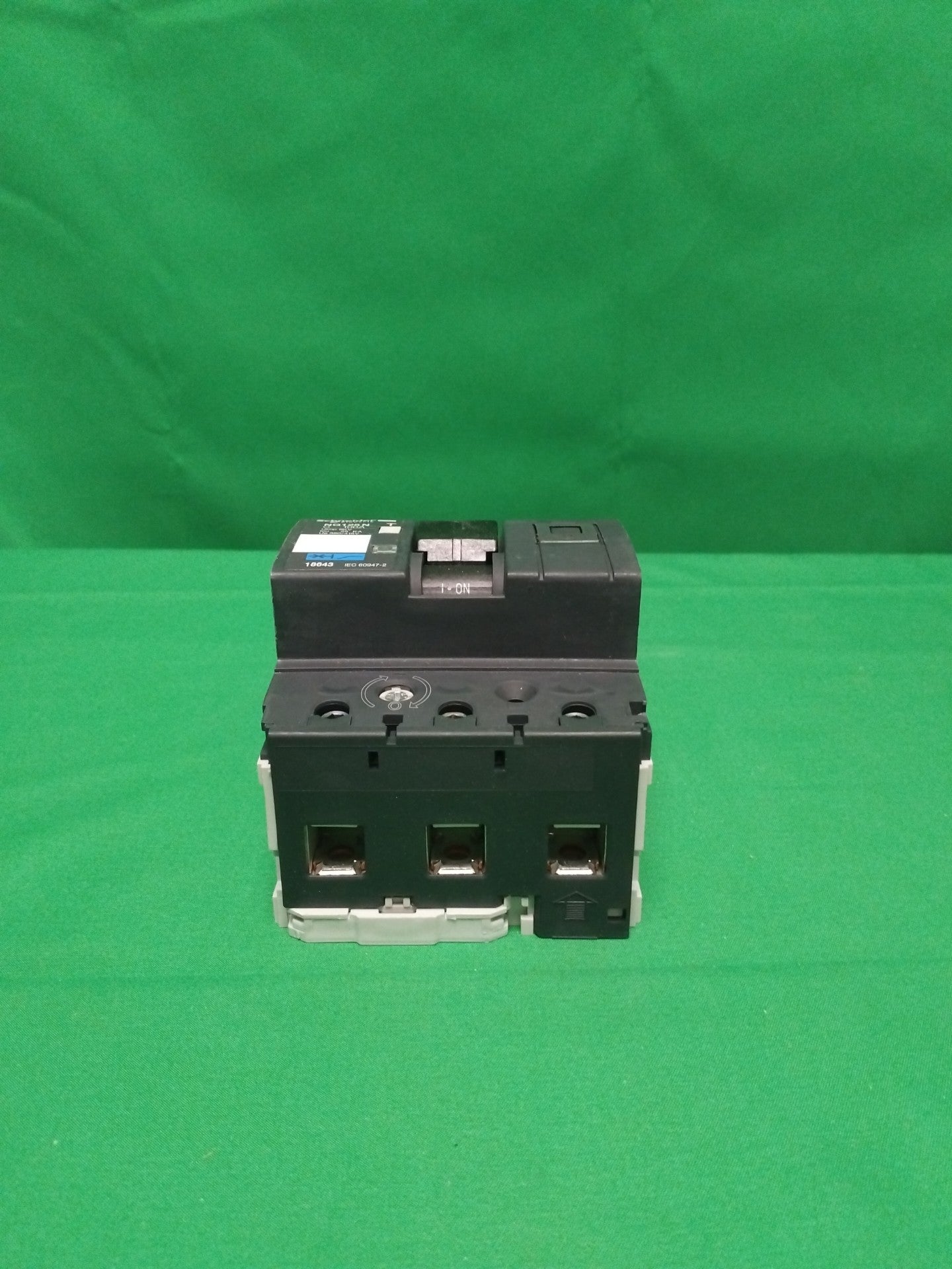 Schneider-Electric 18643 18643