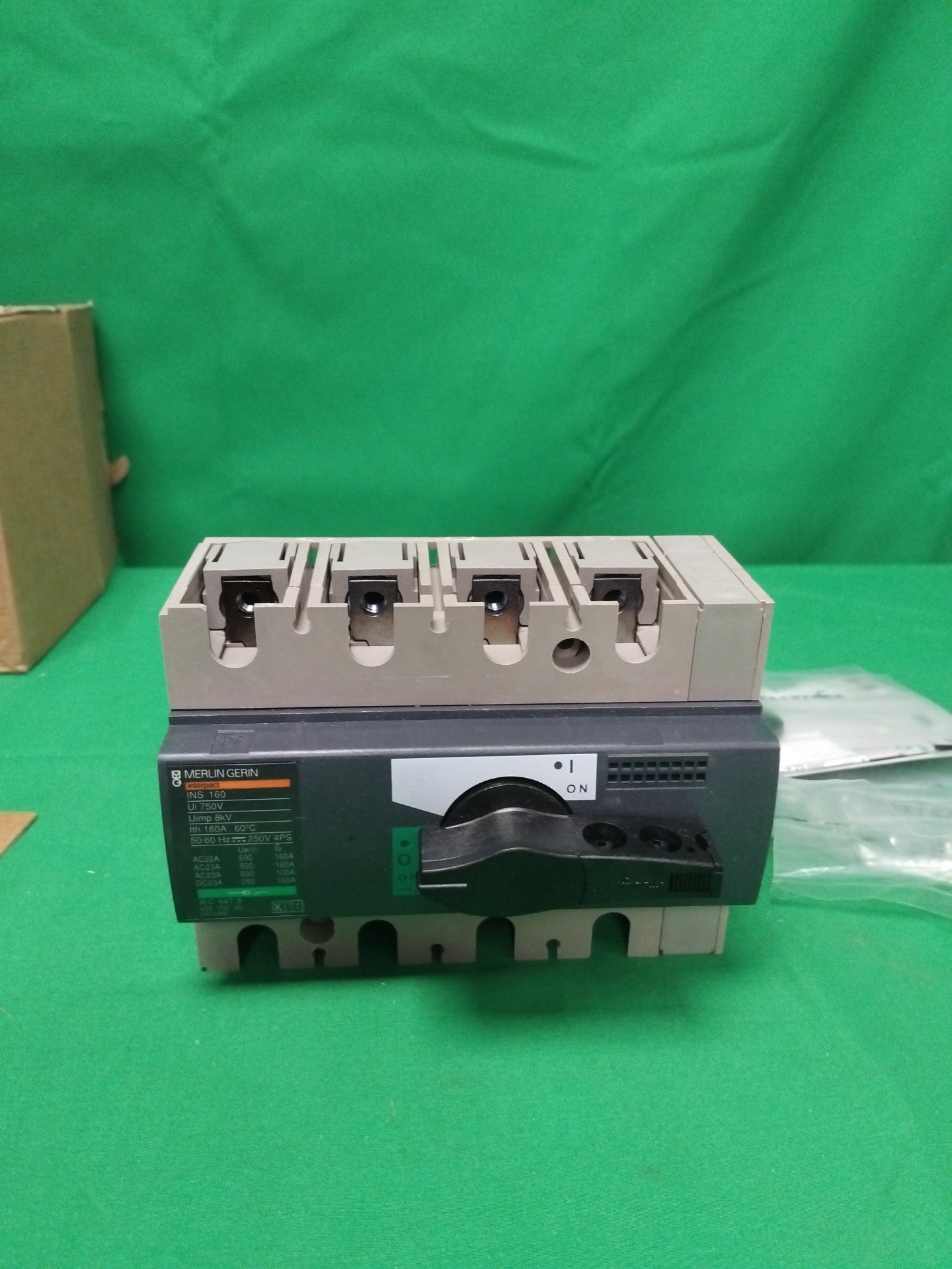 Schneider-Electric 28913 28913 WITHOUT ORIGINAL PACKAGING