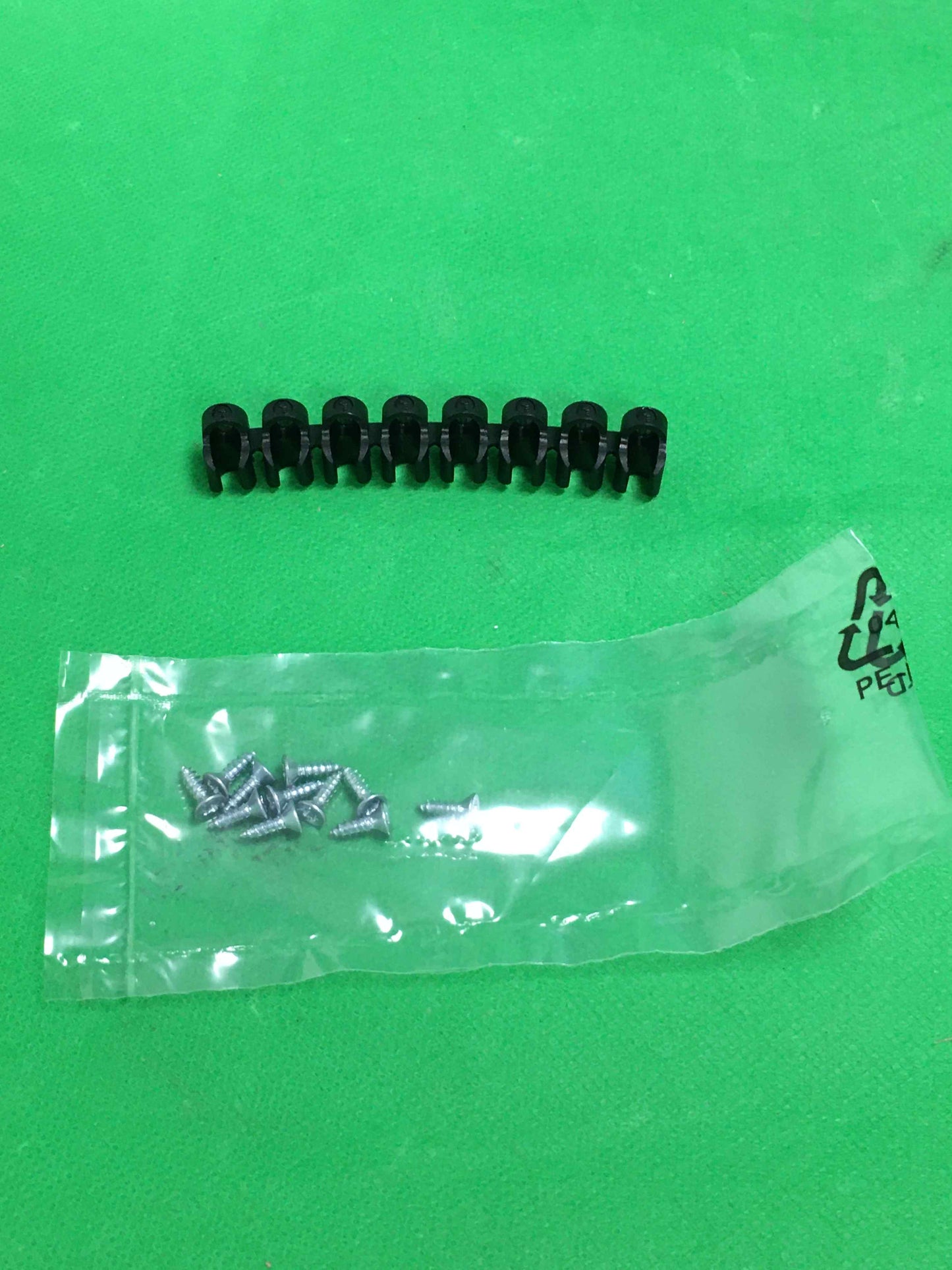 Parker-CLIP 06 00