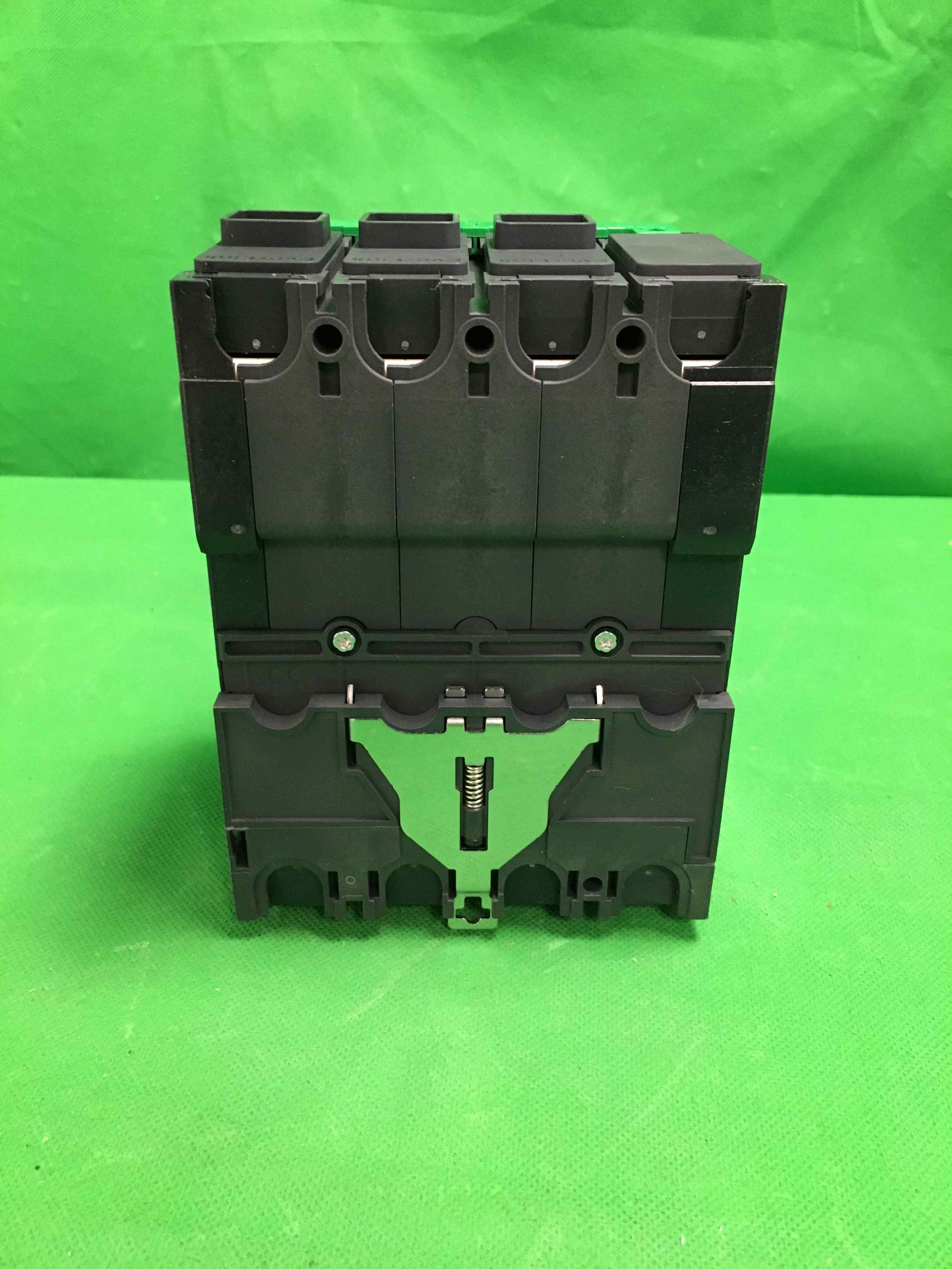 Schneider Electric-LV426722/LV426722