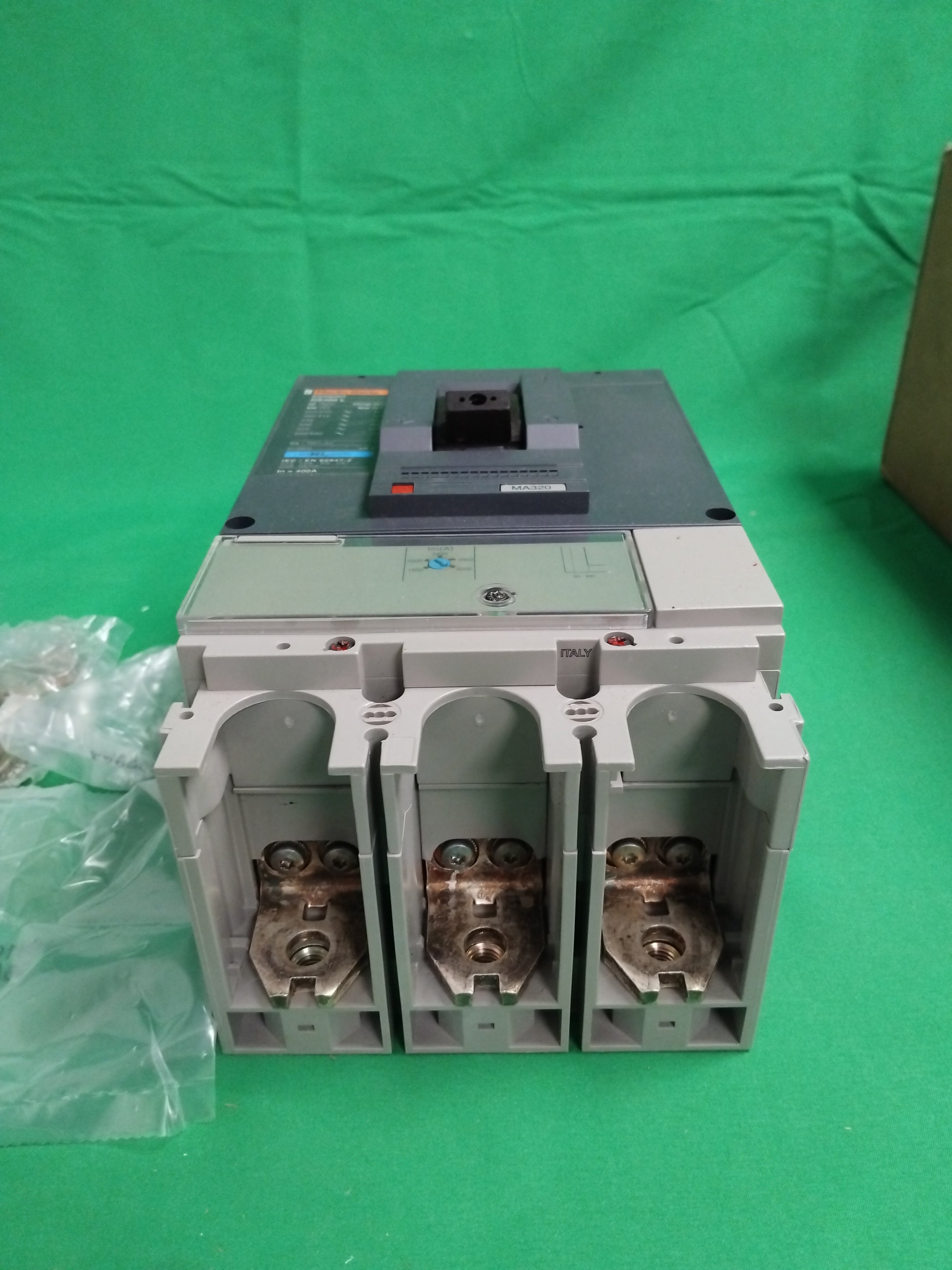 Schneider-Electric 32405 32405 Merlin Gerin