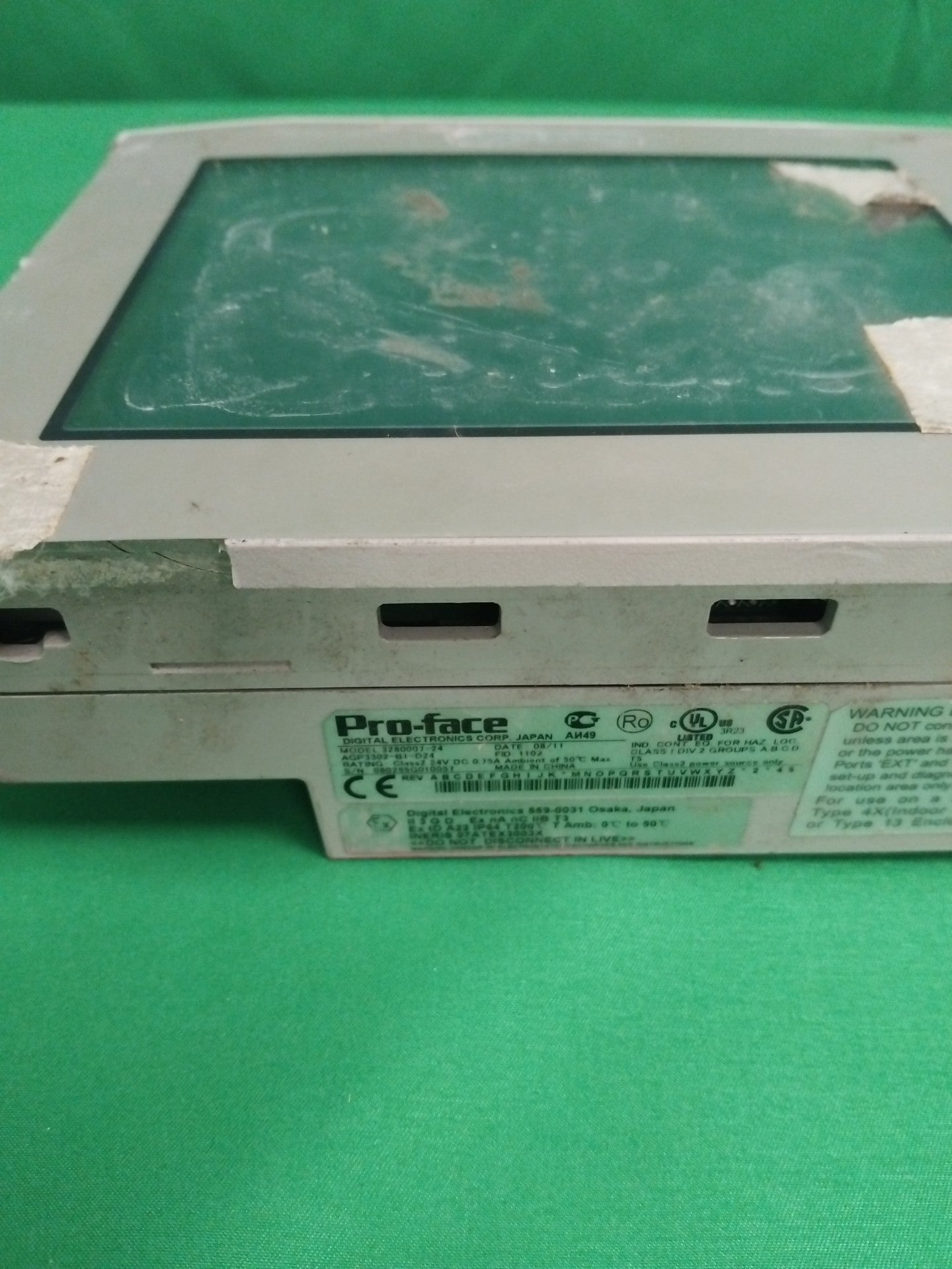 Pro-face AGP3302-B1-D24 AGP3302B1D24 Defective
