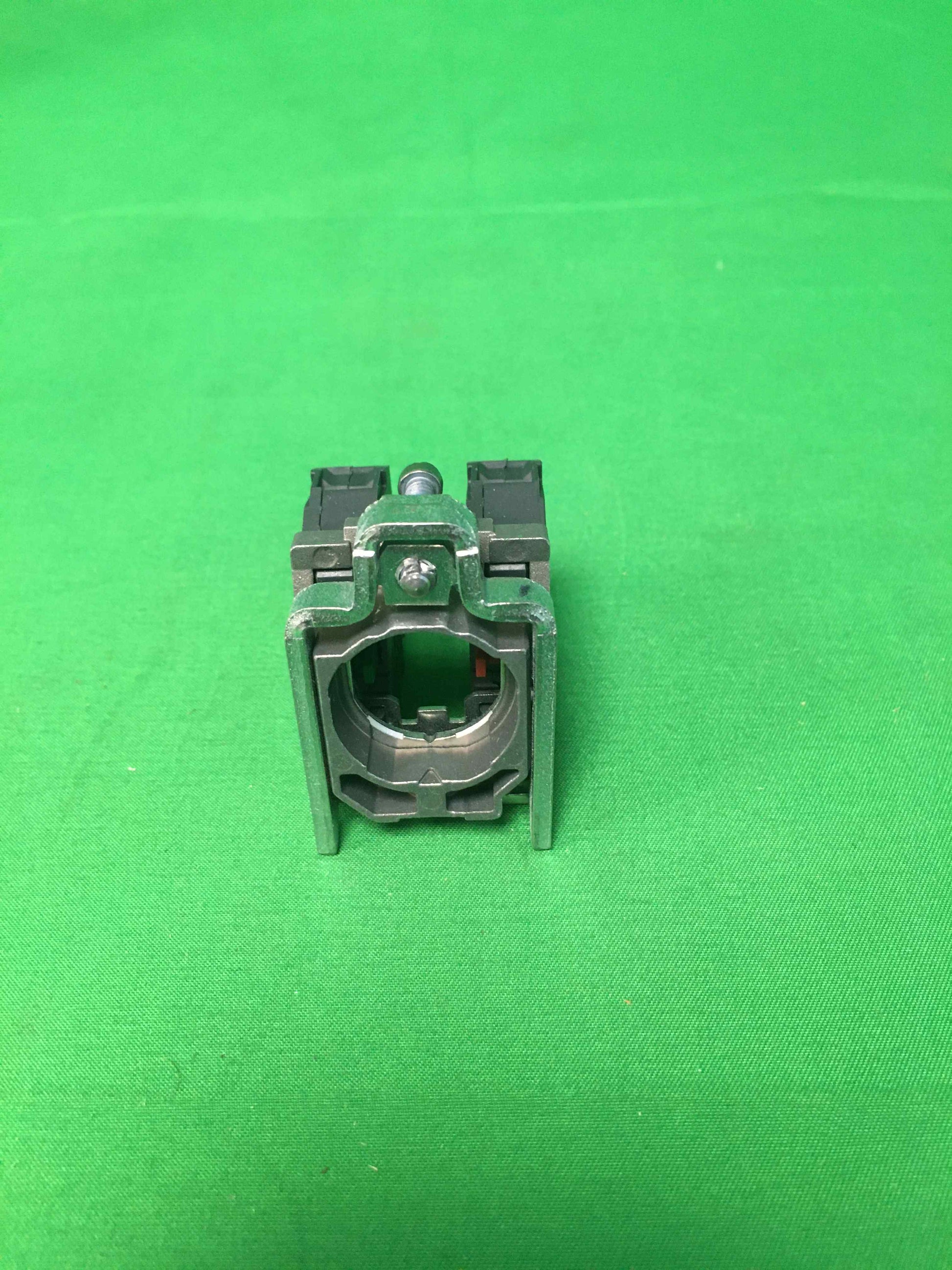 Schneider-Electric ZB4 BZ105 ZB4BZ105