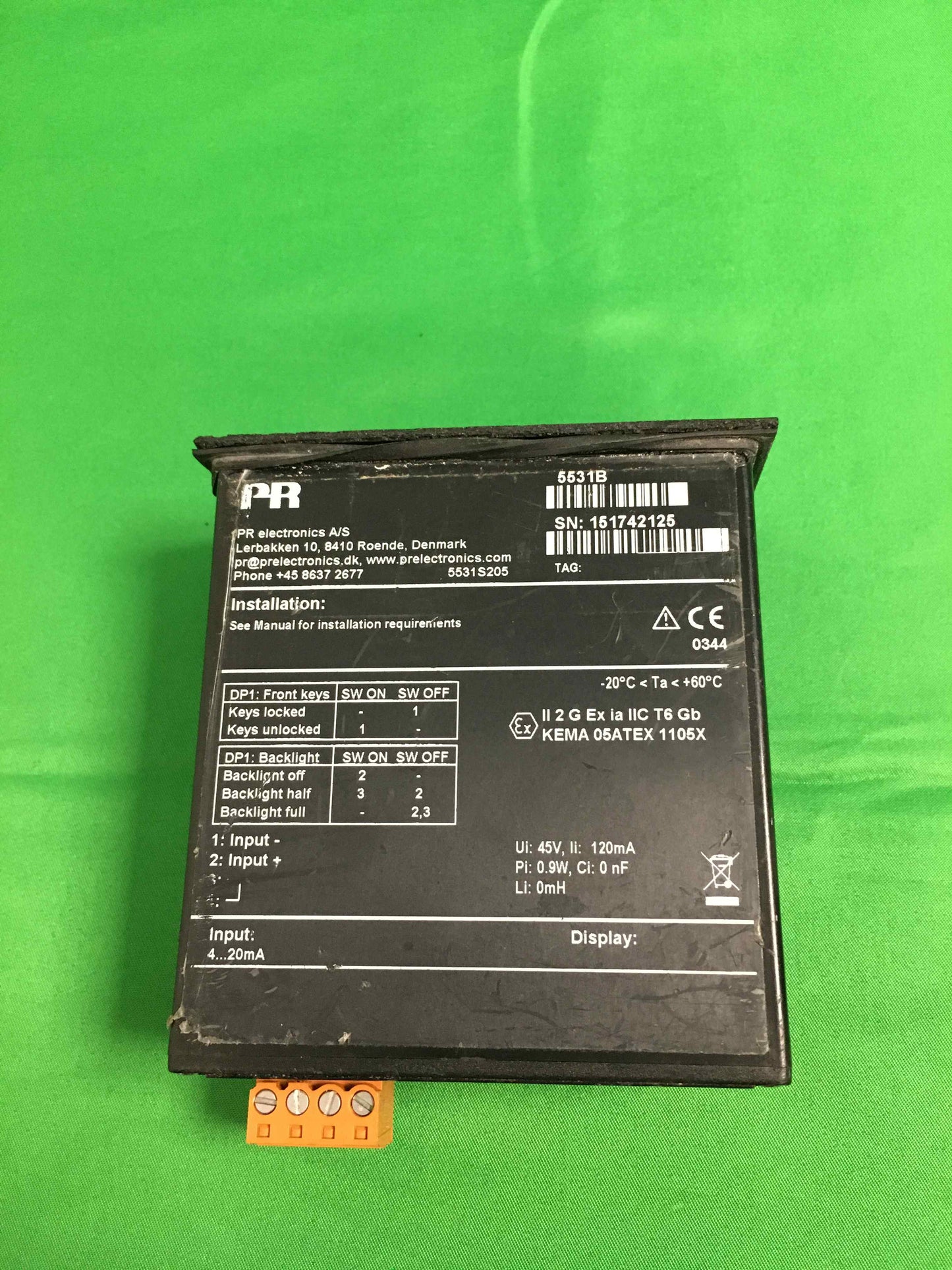 PR ELECTRONICS 5531B 5531B PIECE OF PLATIC BROKEN ON THE SIDE