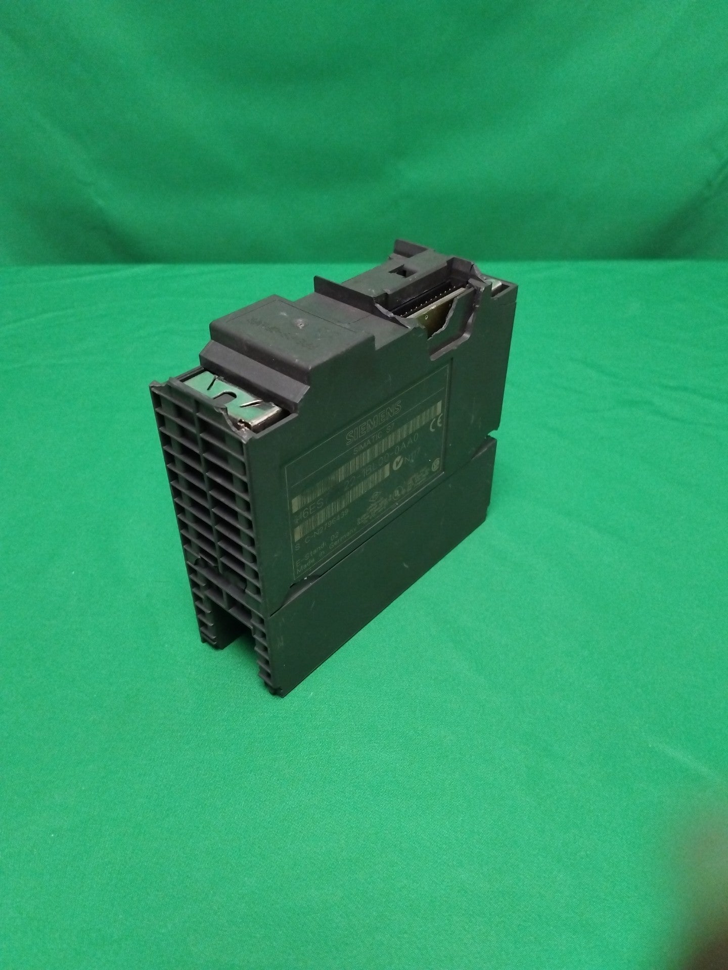 Siemens 6ES7 322-1BL00-0AA0 6ES73221BL000AA0