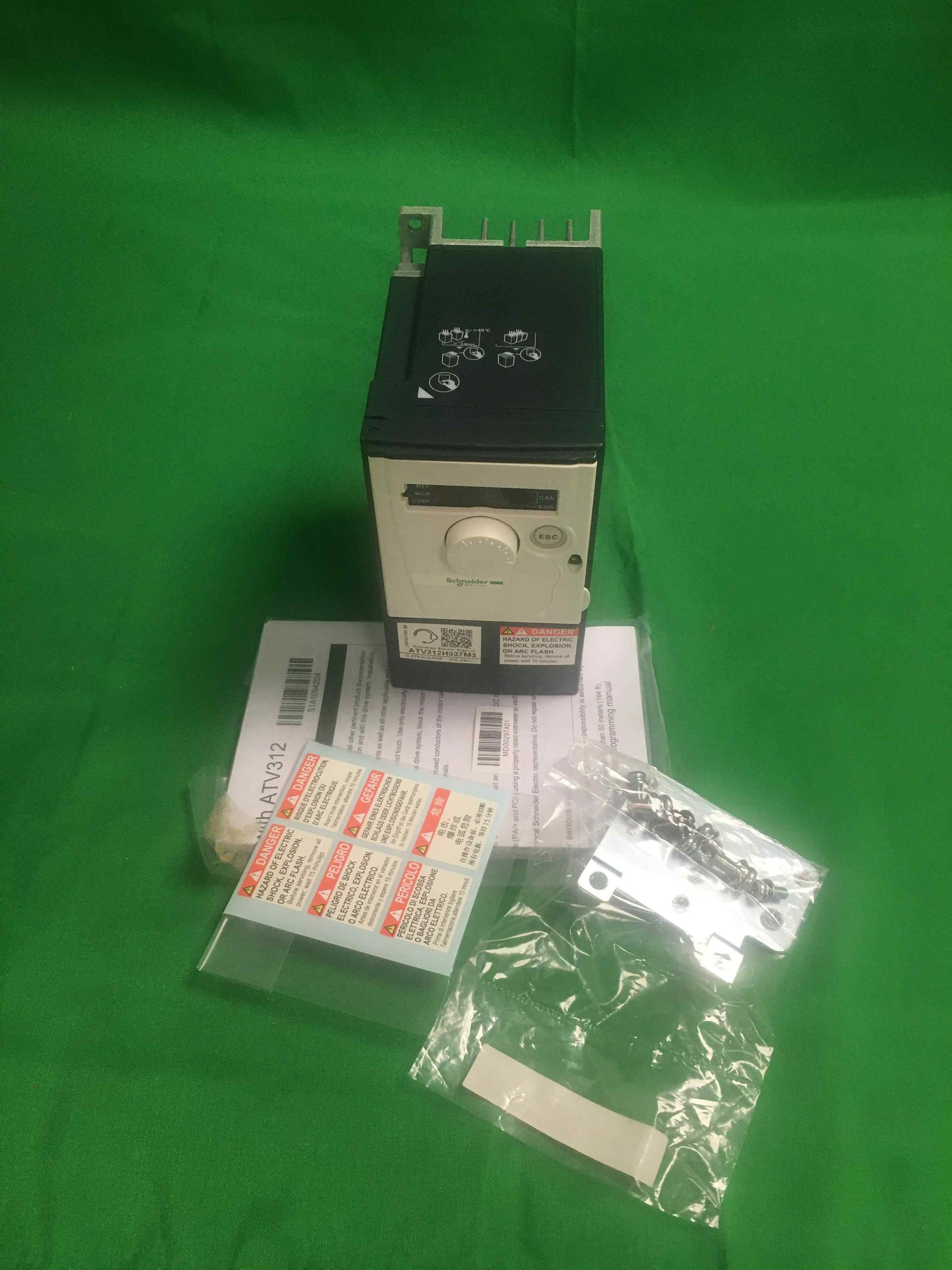 Schneider-Electric ATV312H037M3 ATV312H037M3