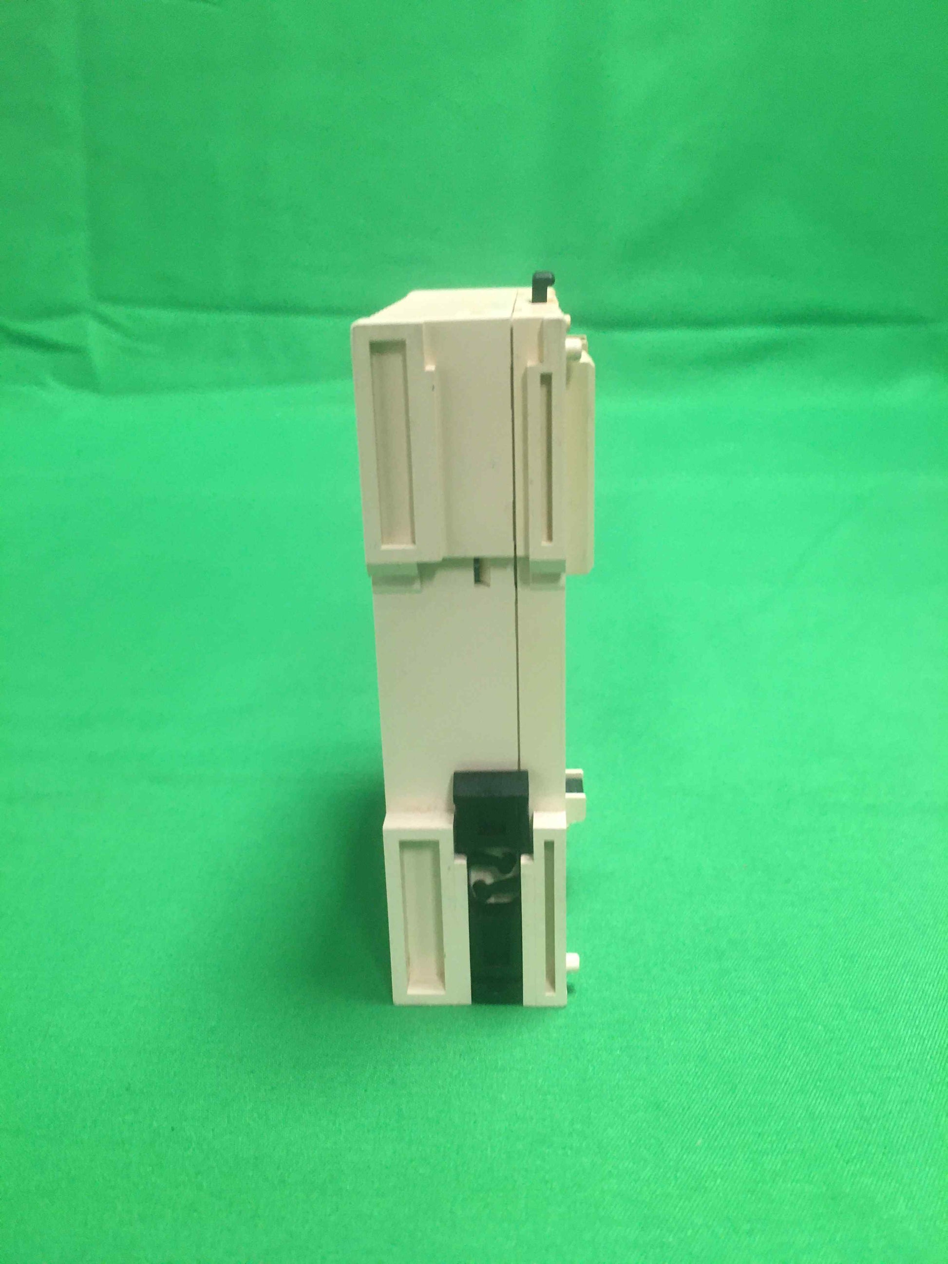 Schneider Electric-TWDAMO1HT/TWDAMO1HT