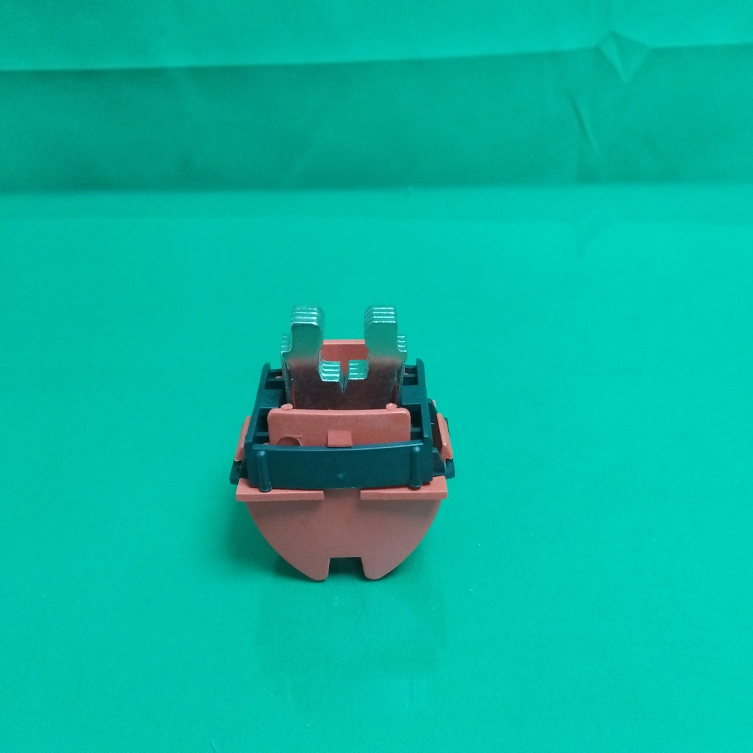 15661