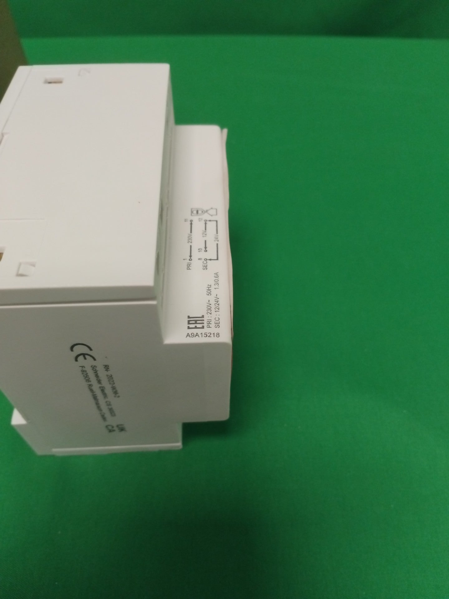 Schneider-Electric A9A15218 A9A15218 WITHOUT ORIGINAL PACKAGING