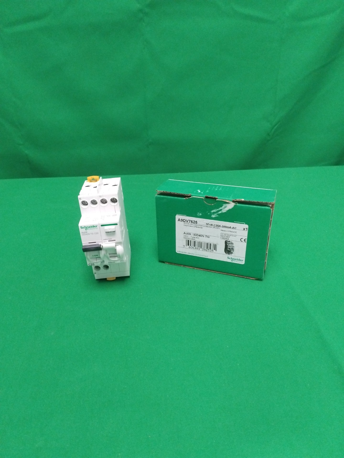 Schneider-Electric A9DV7625 A9DV7625