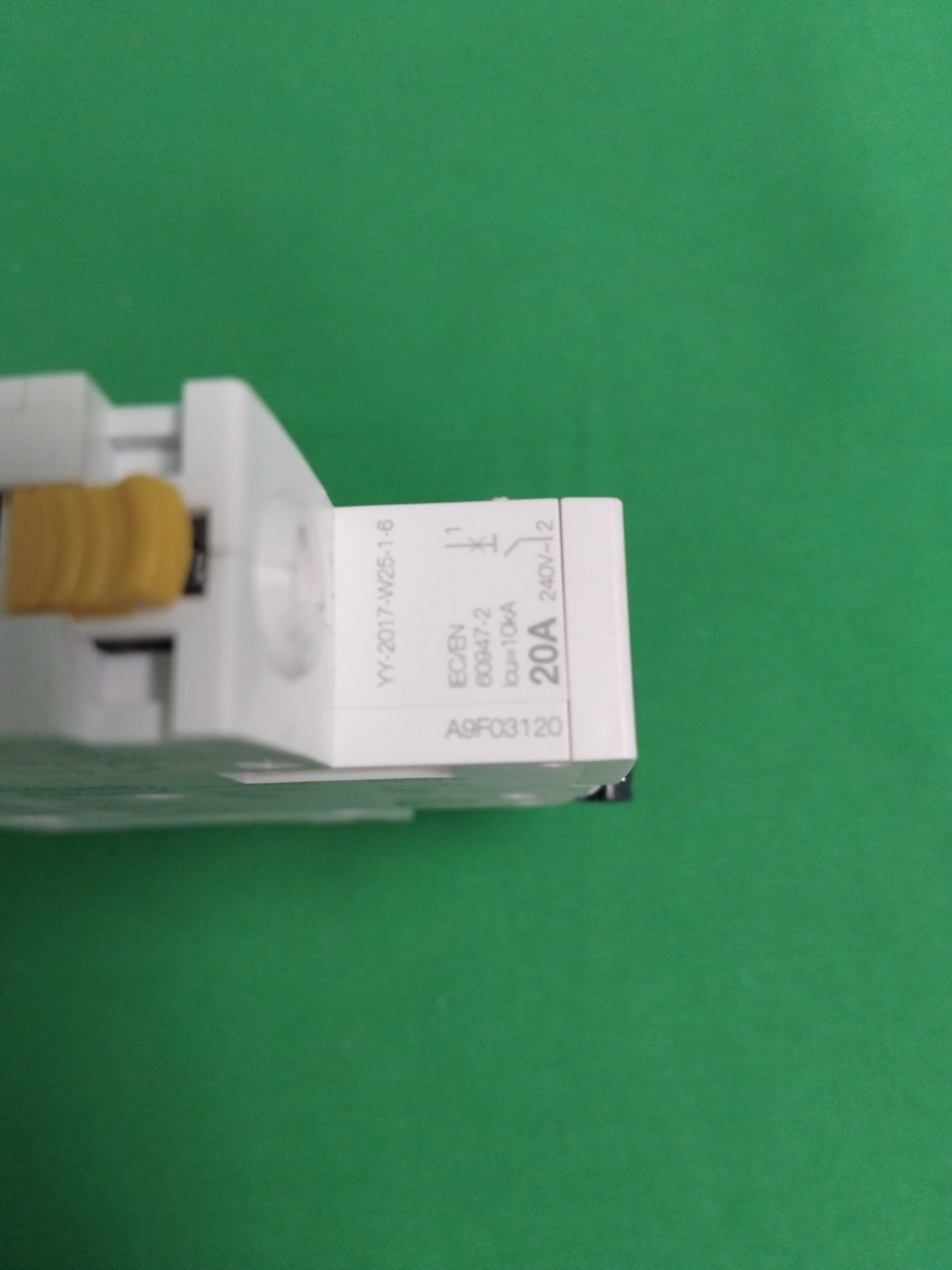 Schneider-Electric A9F03120 A9F03120 WITHOUT ORIGINAL PACKAGING
