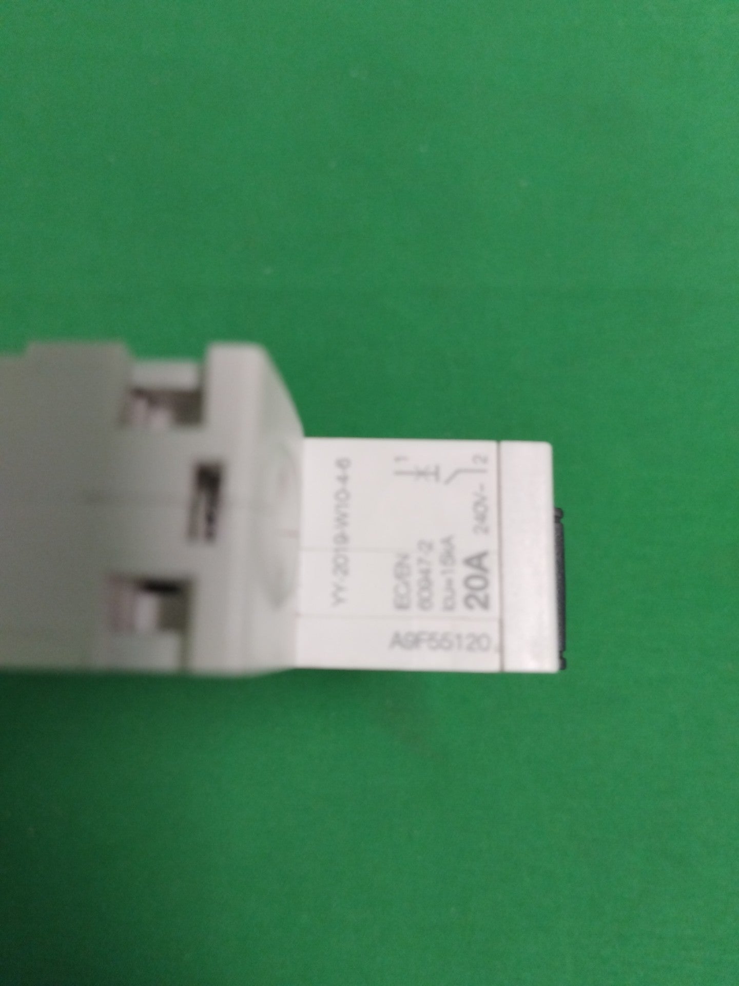 Schneider-Electric A9F55120 A9F55120 WITHOUT ORIGINAL PACKAGING