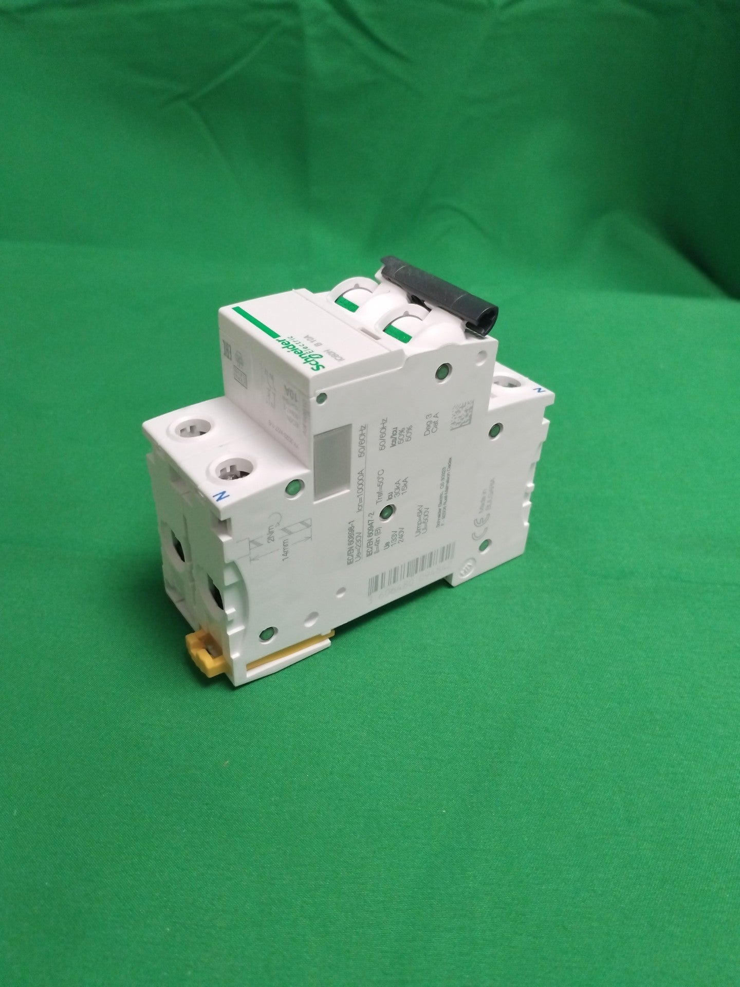 Schneider-Electric A9F88610 A9F88610 BOX OF 6 UNITS