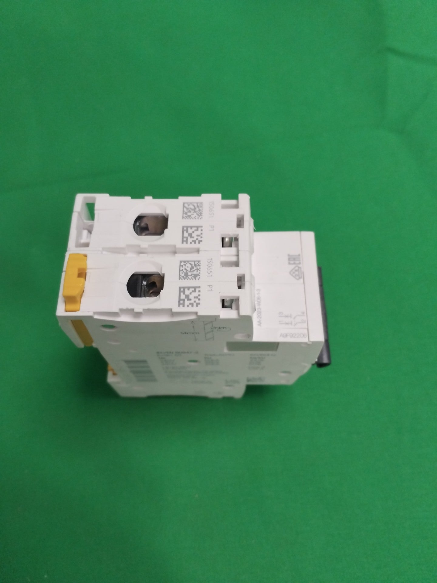 Schneider-Electric A9F92206 A9F92206 WITHOUT ORIGINAL PACKAGING