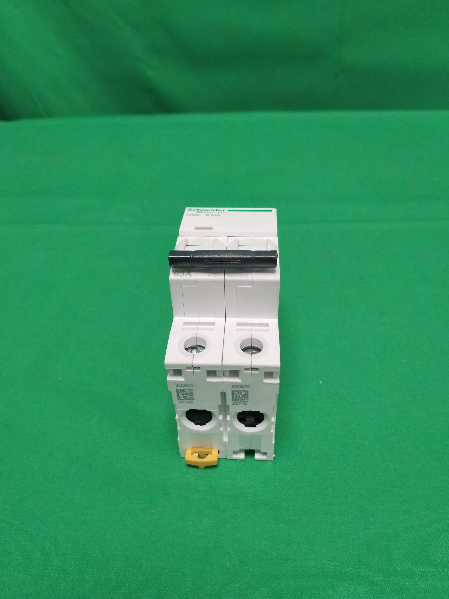 Schneider-Electric A9F93263 A9F93263 WITHOUT ORIGINAL PACKAGING