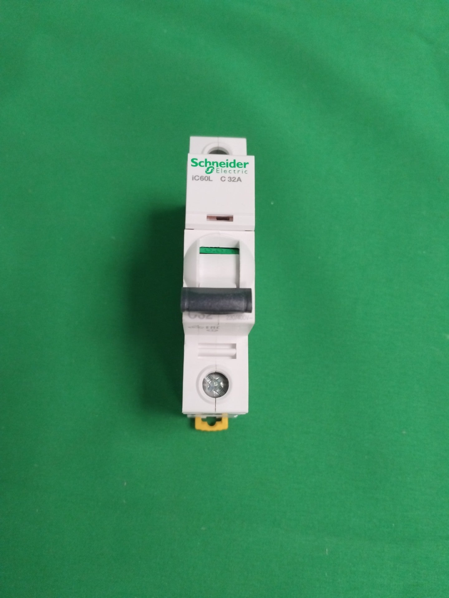 Schneider-Electric A9F94132 A9F94132 WITHOUT ORIGINAL PACKAGING