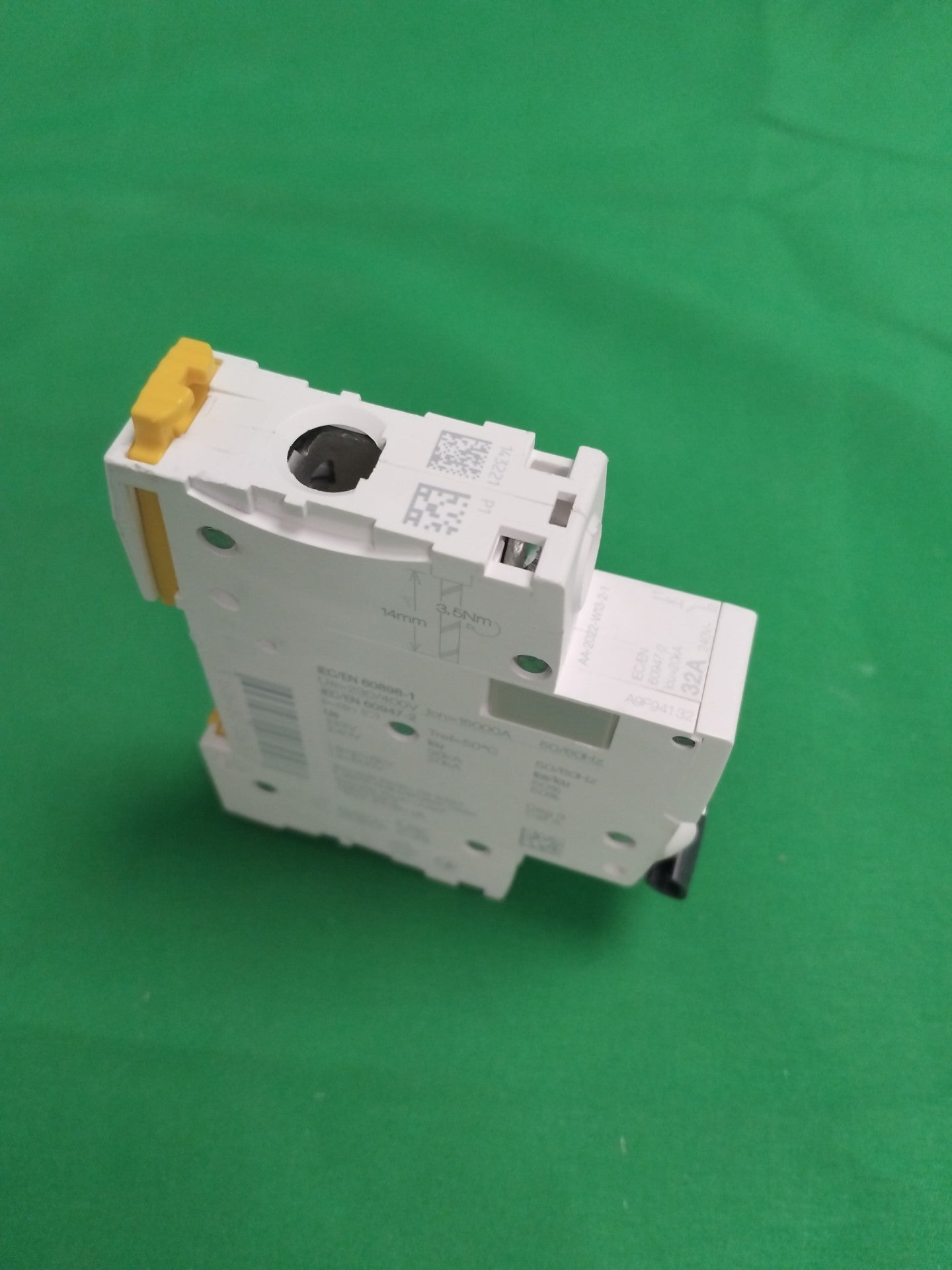 Schneider-Electric A9F94132 A9F94132 WITHOUT ORIGINAL PACKAGING
