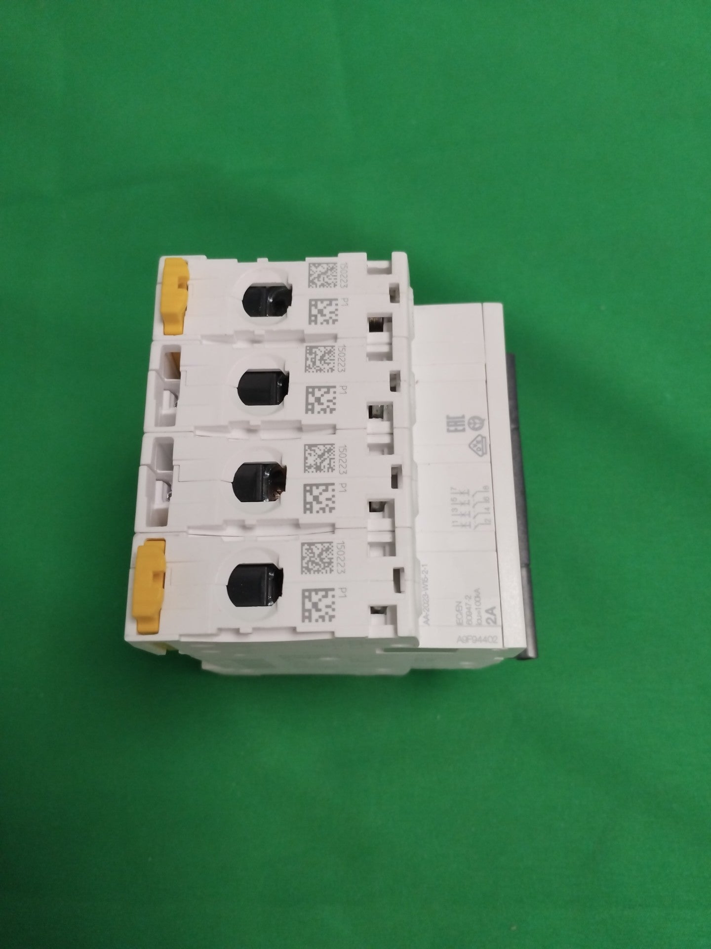 Schneider-Electric A9F94402 A9F94402 WITHOUT ORIGINAL PACKAGING