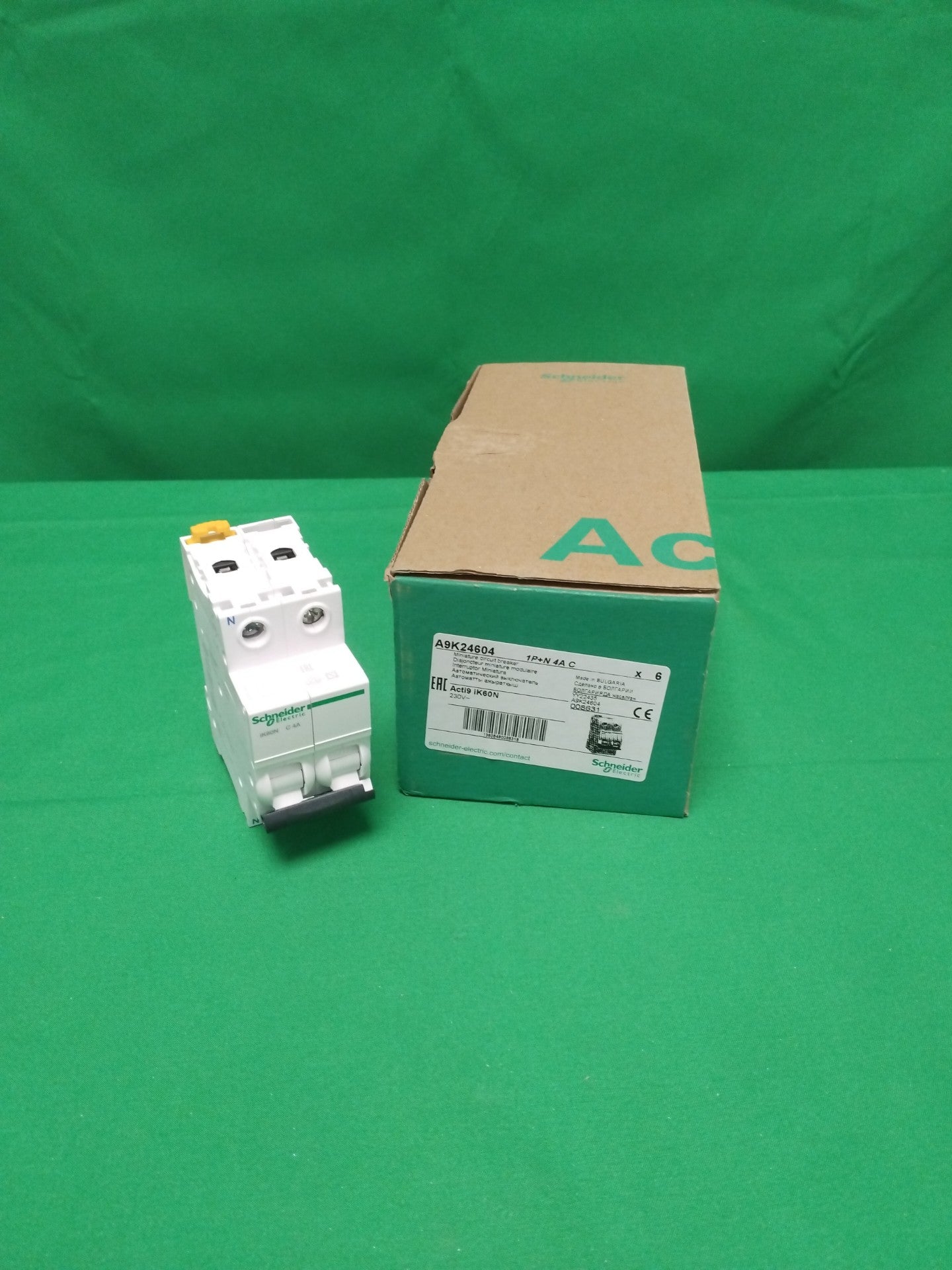 Schneider-Electric A9K24604 A9K24604 BOX OF 6 UNITS