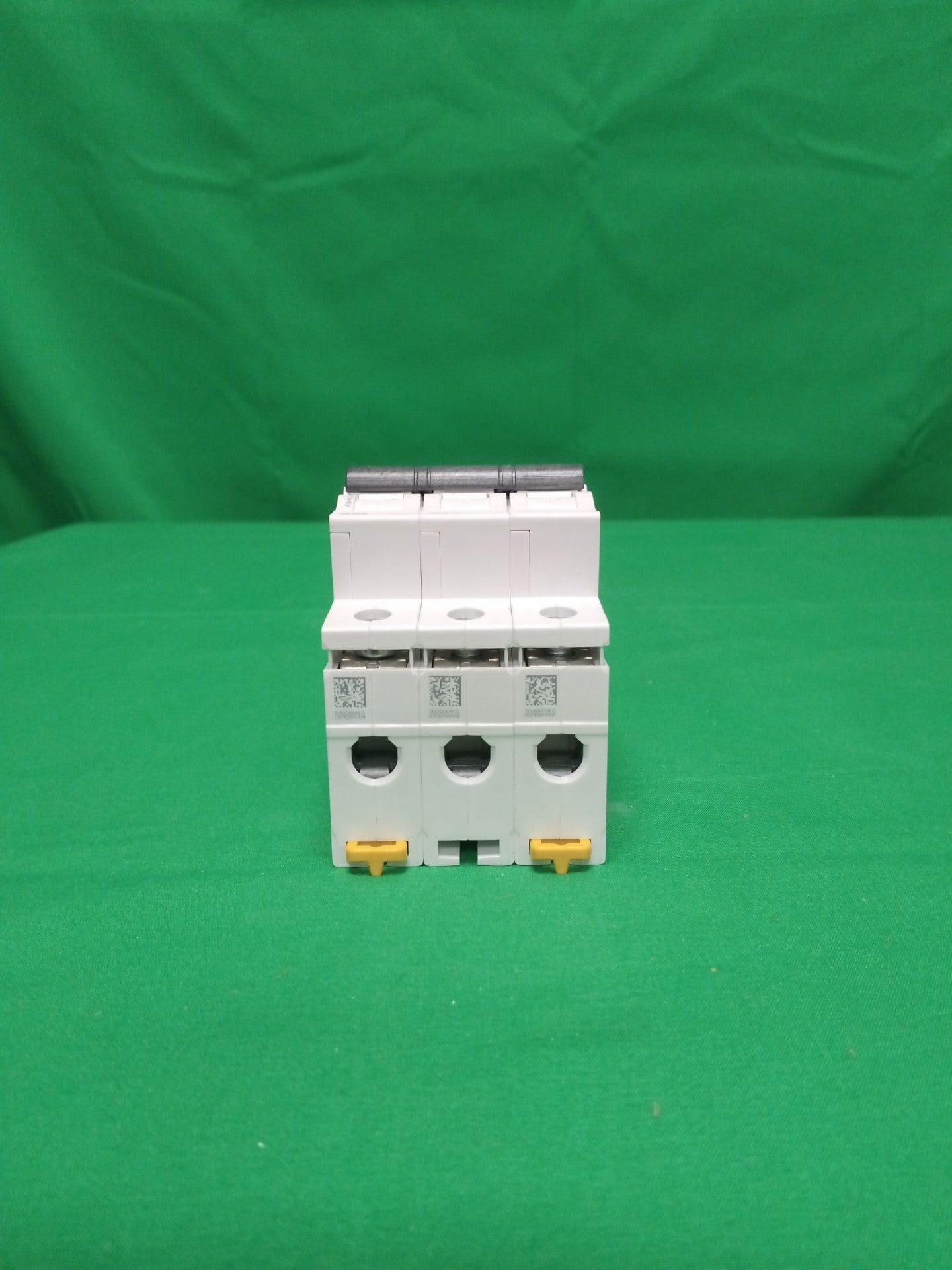 Schneider-Electric A9K64332 A9K64332 BOX OF 4 UNITS
