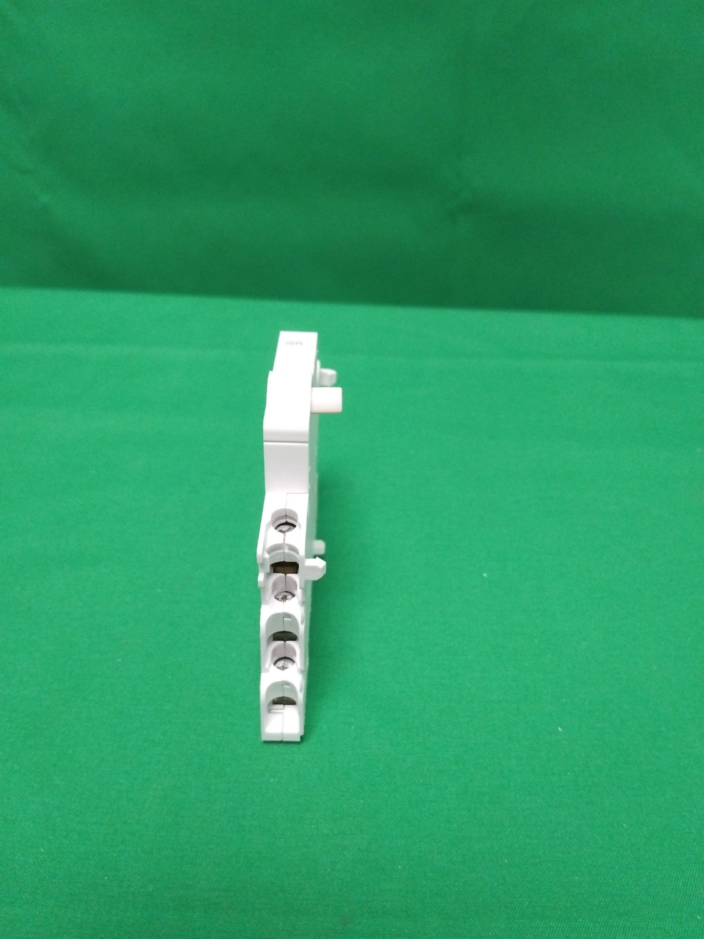 10054