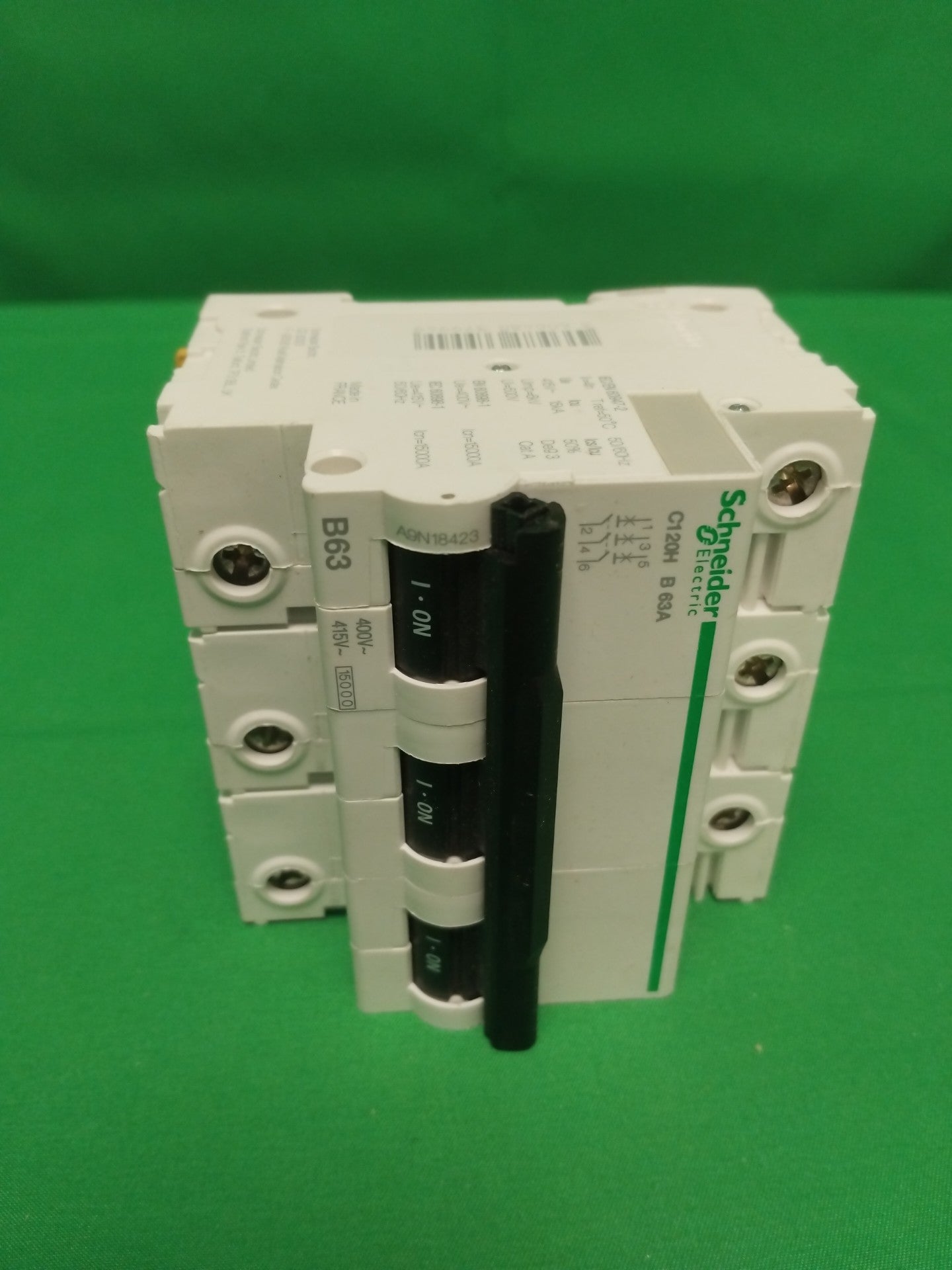 Schneider-Electric A9N18423 A9N18423 WITHOUT ORIGINAL PACKAGING