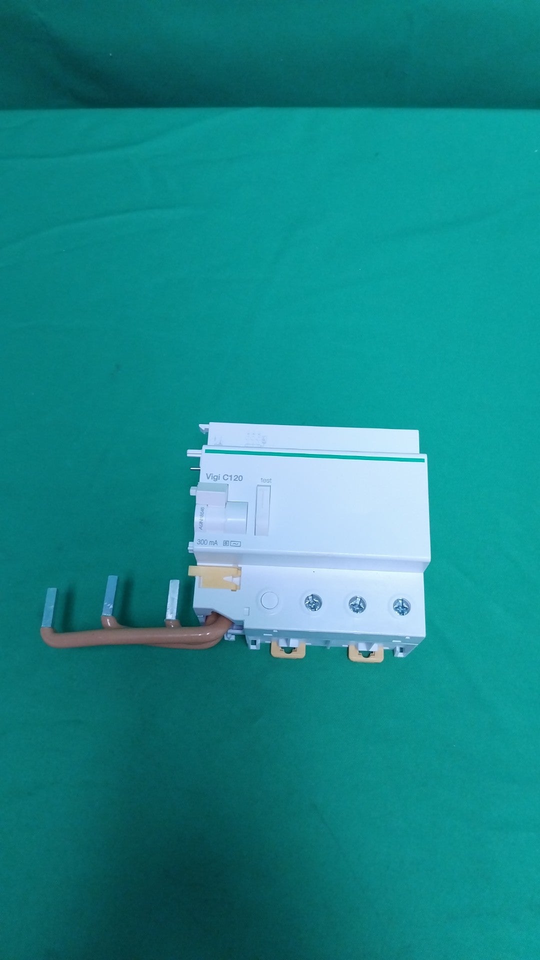 13074