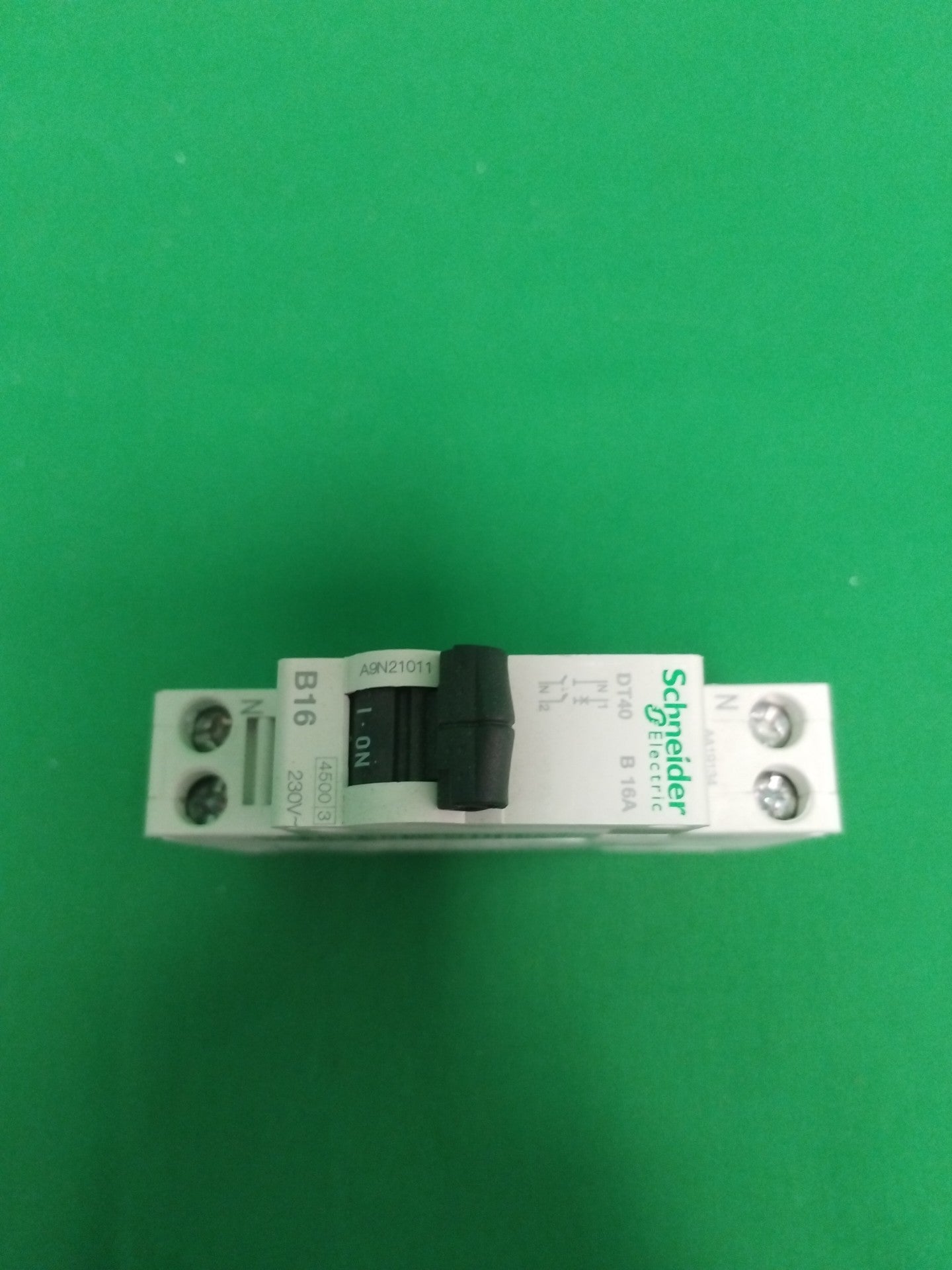 Schneider-Electric A9N21011 A9N21011 WITHOUT ORIGINAL PACKAGING