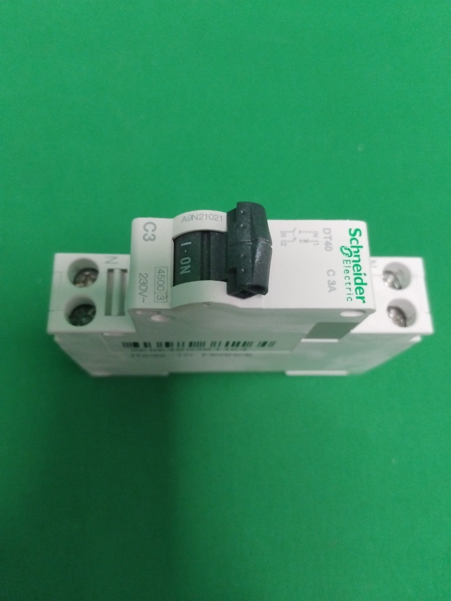 Schneider-Electric A9N21021 A9N21021 WITHOUT ORIGINAL PACKAGING