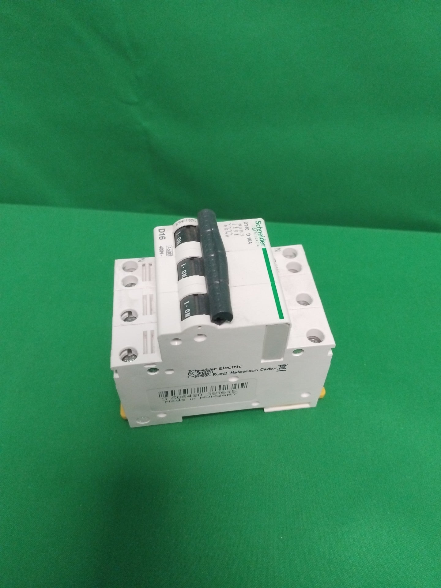 Schneider-Electric A9N21075 A9N21075 BOX OF 4 UNITS