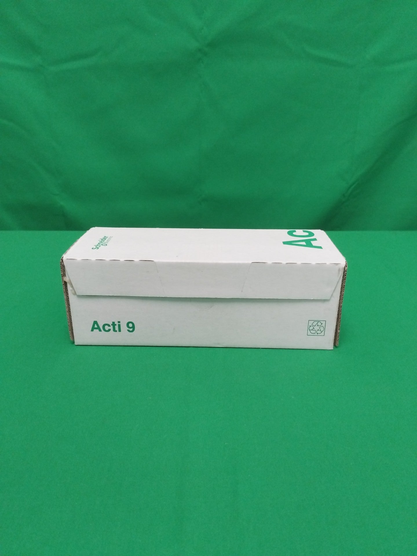 Schneider-Electric A9N21107 A9N21107 SEALED BOX OF 12UNITS
