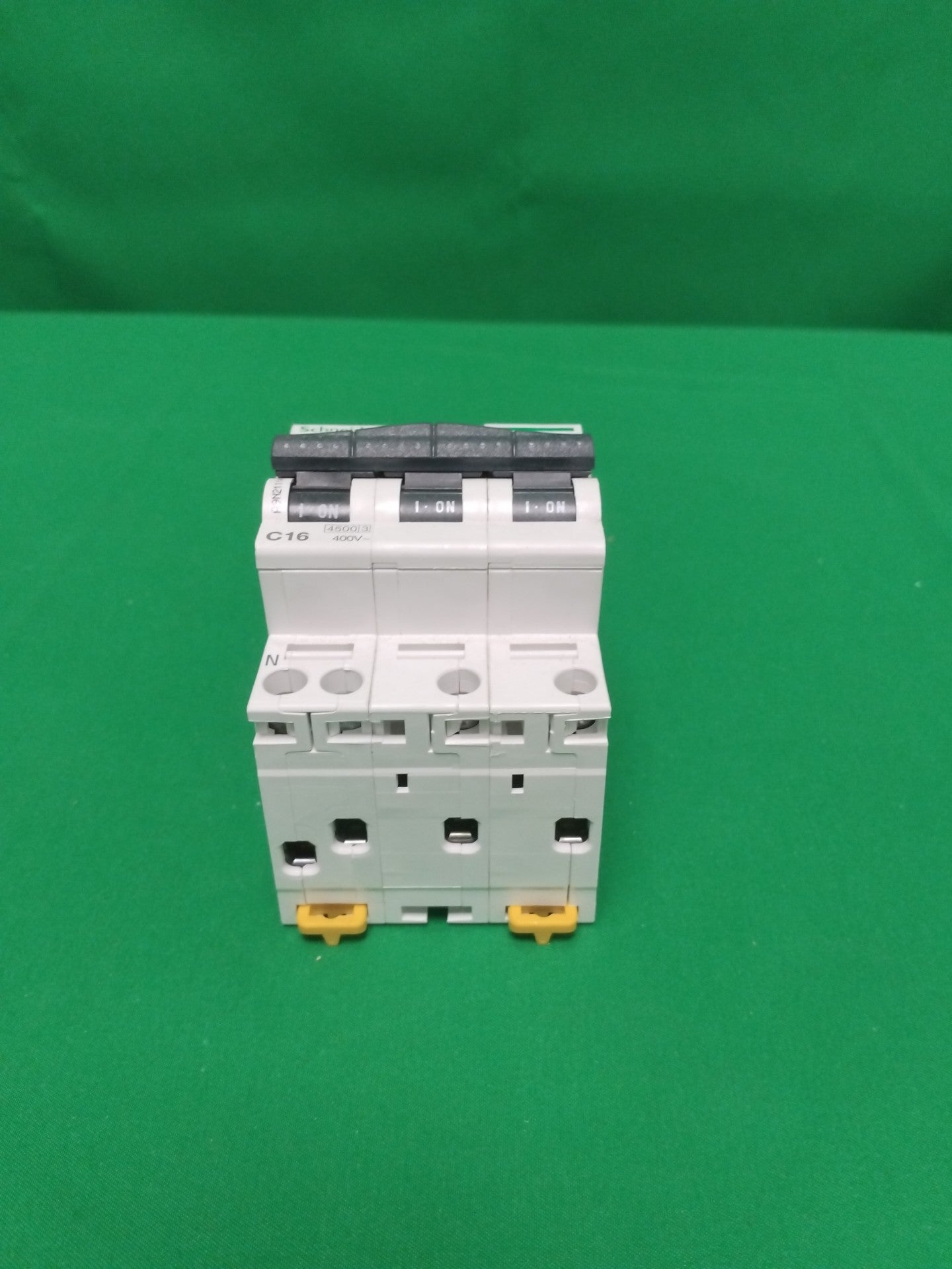 Schneider-Electric A9N21114 A9N21114 BOX OF 3 UNITS