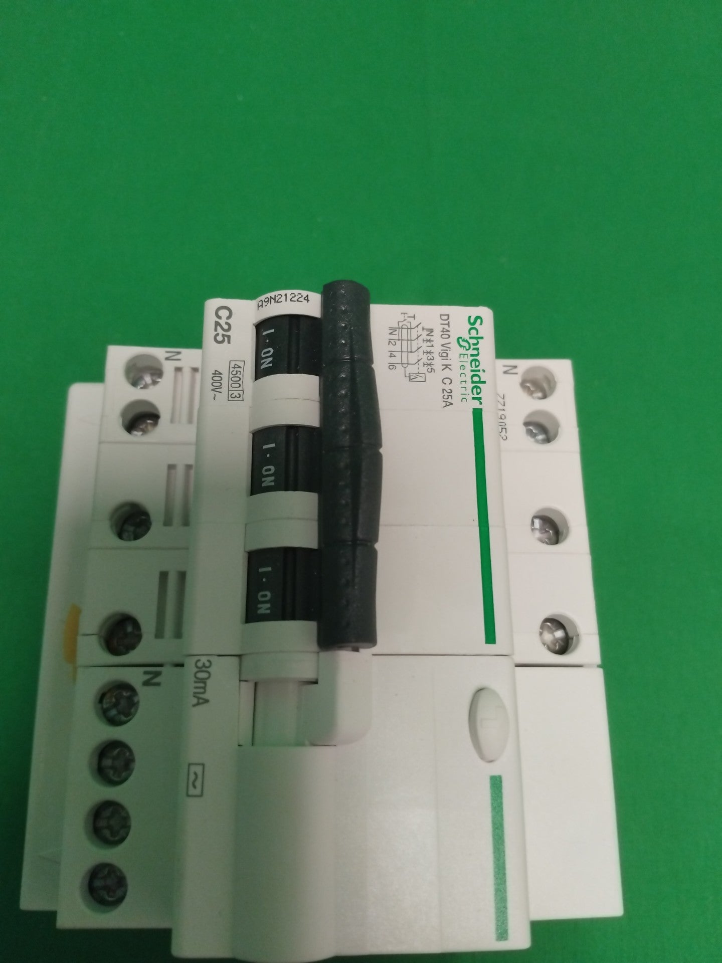 Schneider-Electric A9N21224 A9N21224