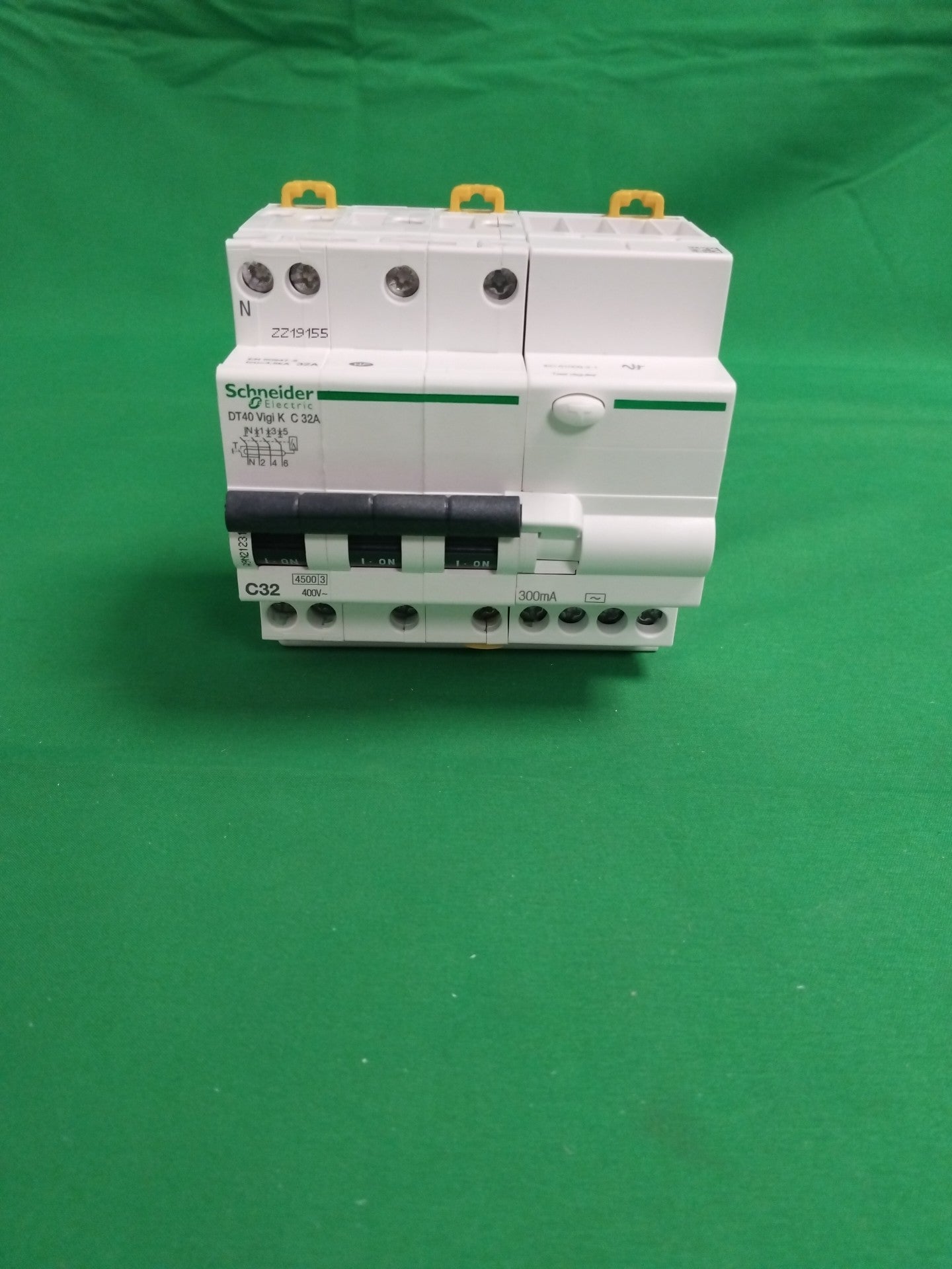 Schneider-Electric A9N21231 A9N21231