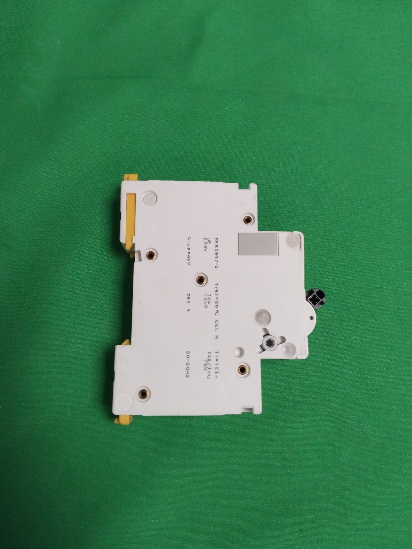 Schneider-Electric A9N21377 A9N21377 BOX OF 12 UNITS
