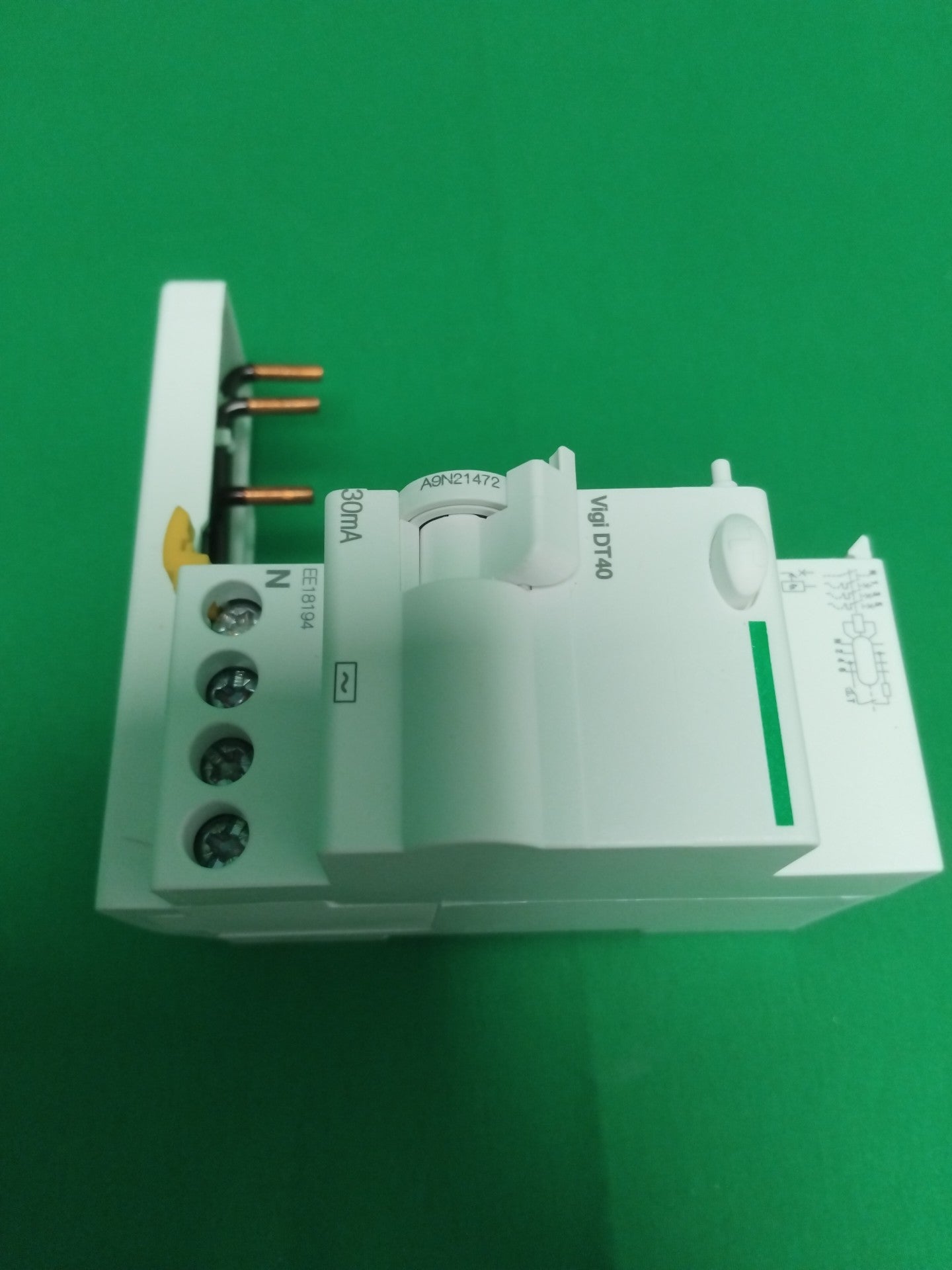 Schneider-Electric A9N21472 A9N21472 WITHOUT ORIGINAL PACKAGING