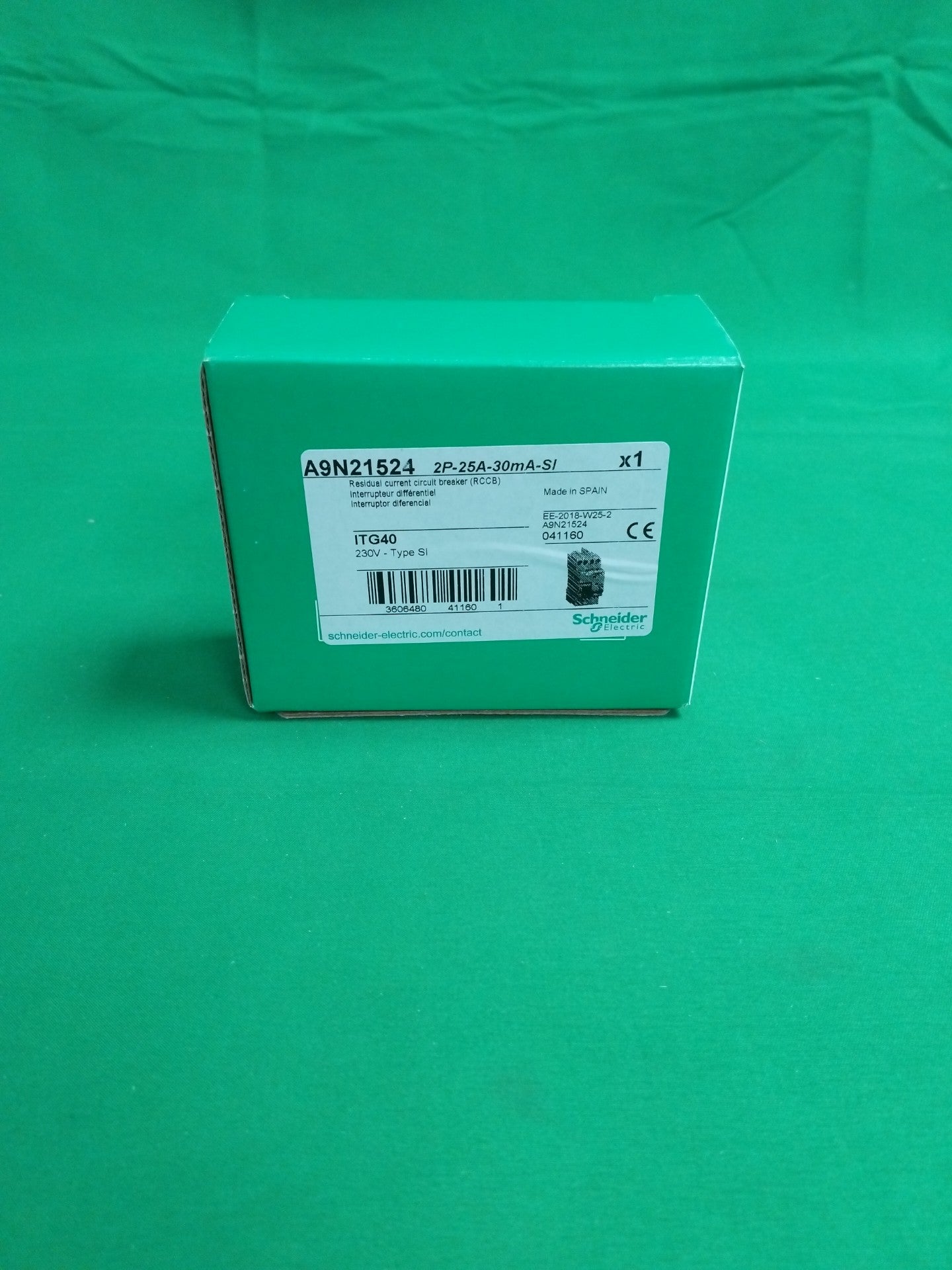 Schneider-Electric A9N21524 A9N21524 BOX OF 6 UNITS