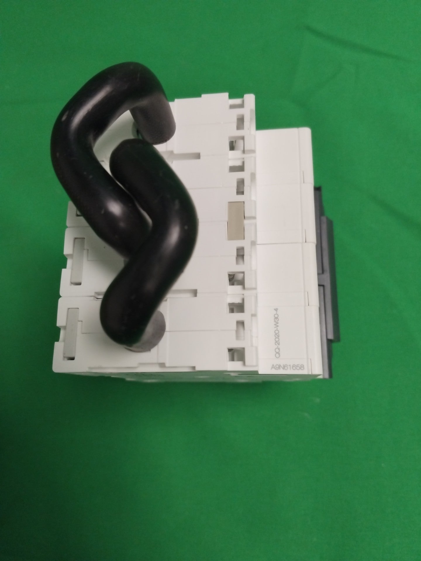 Schneider-Electric A9N61658 A9N61658 WITHOUT ORIGINAL PACKAGING