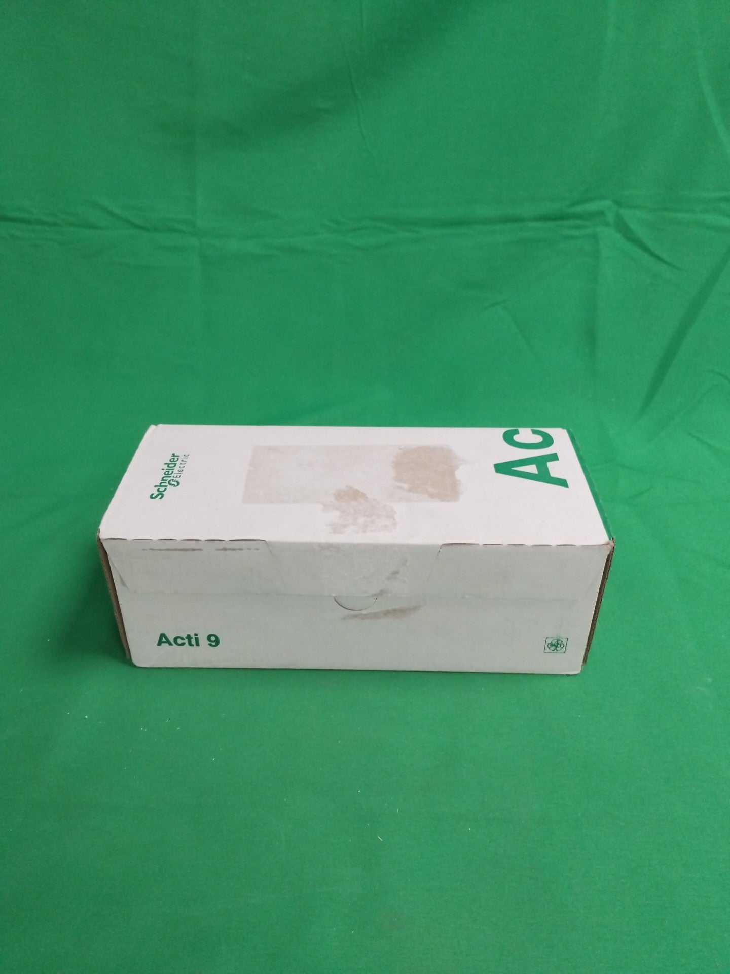 Schneider-Electric A9P24640 A9P24640 SEALED BOX OF 12 UNITS