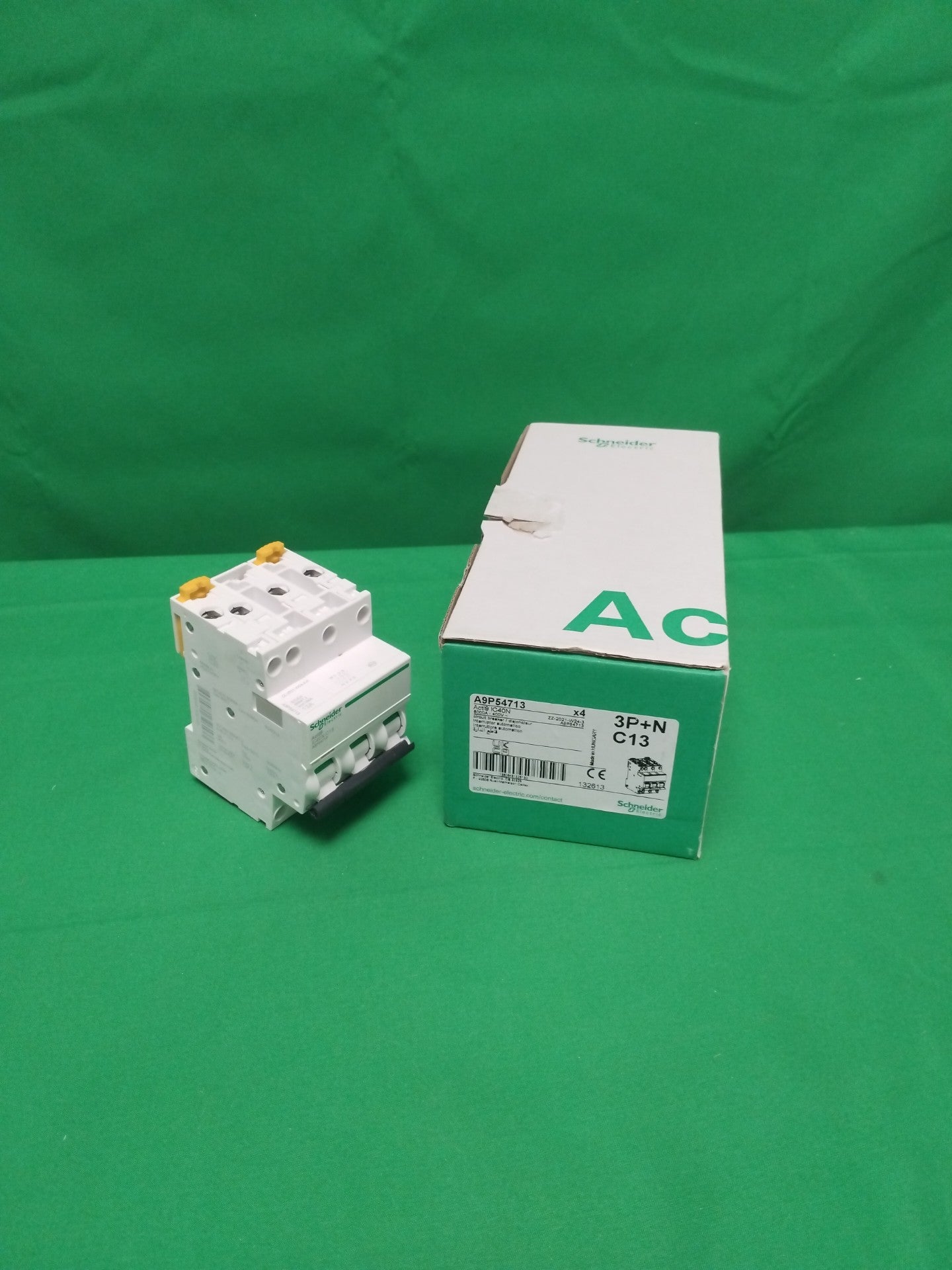 Schneider-Electric A9P54713 A9P54713 BOX OF 4 UNITS