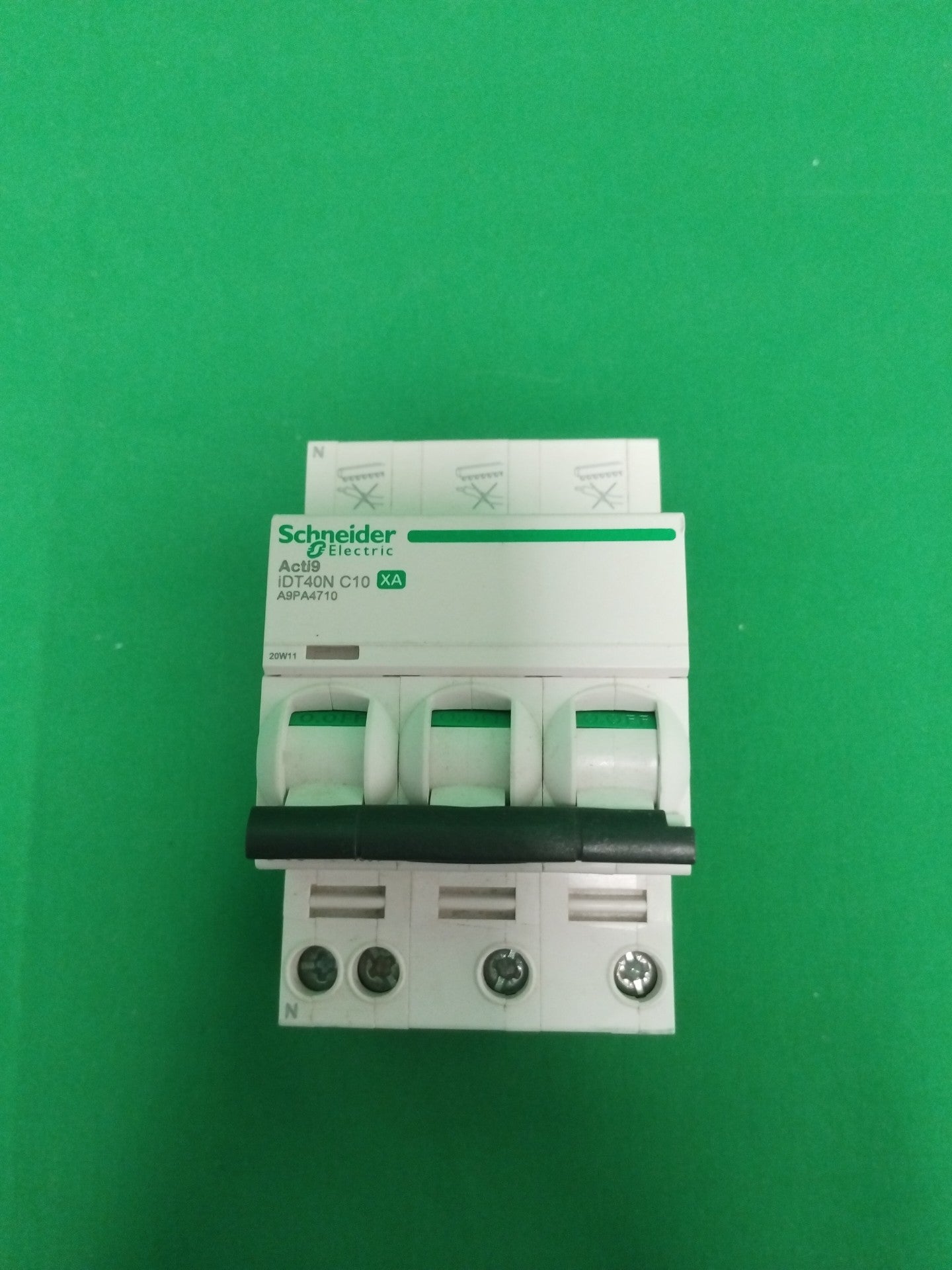 Schneider-Electric A9PA4710 A9PA4710 WITHOUT ORIGINAL PACKAGING